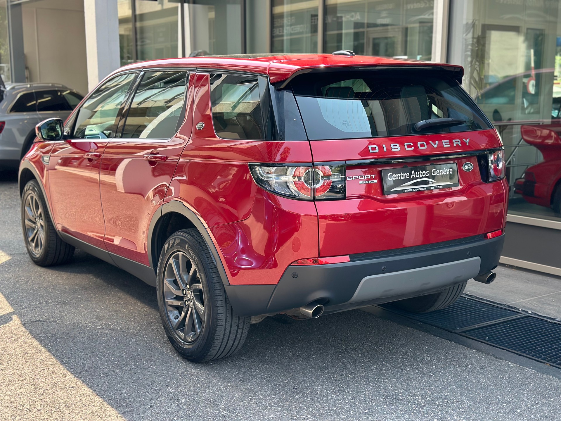 LAND ROVER Discovery Sport 2.0 TD4 Pure-image-3