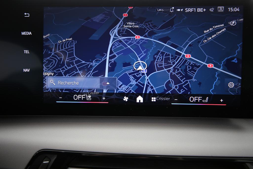 BMW 223i xDrive Active Tourer-image-9