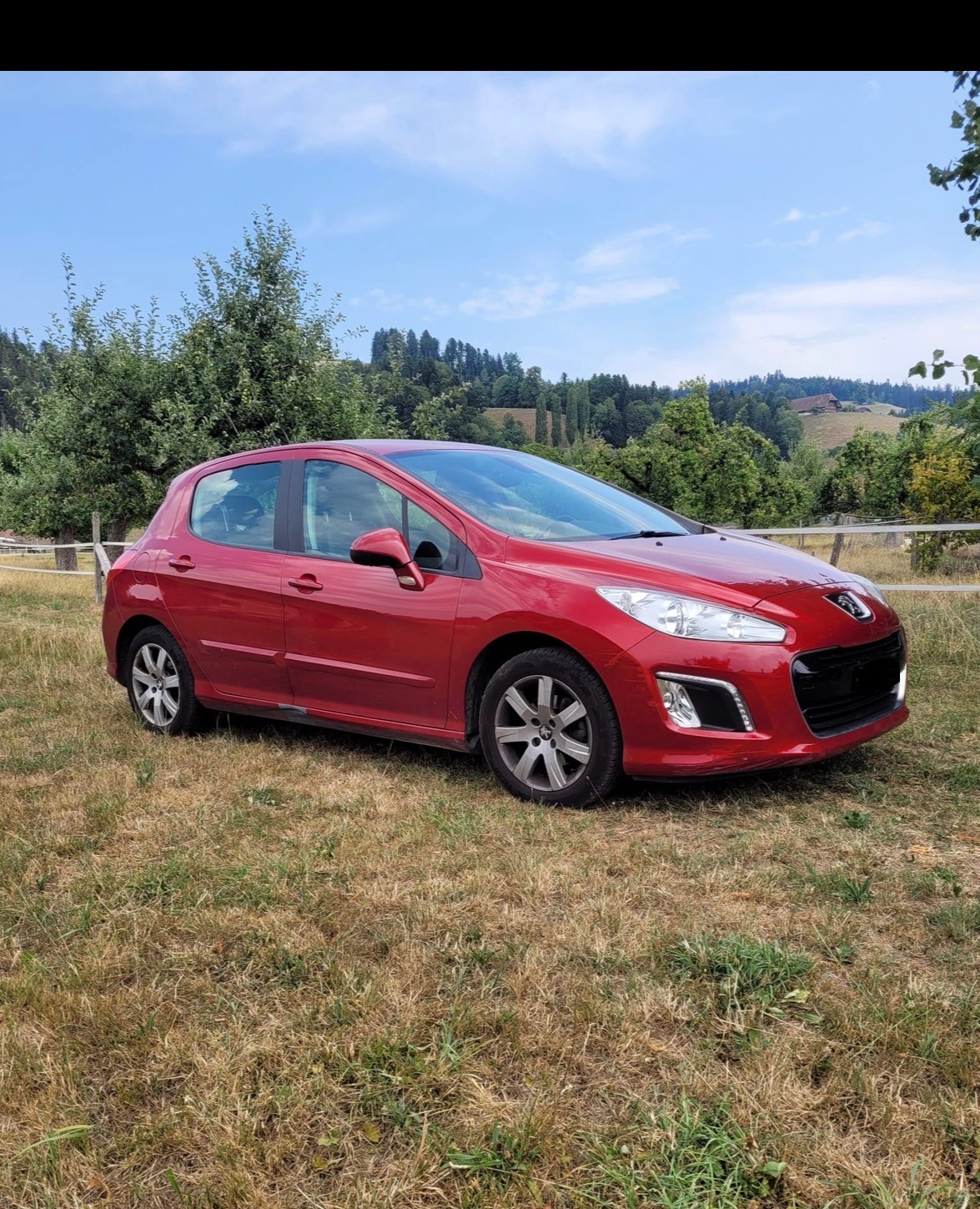 PEUGEOT 308-image-1