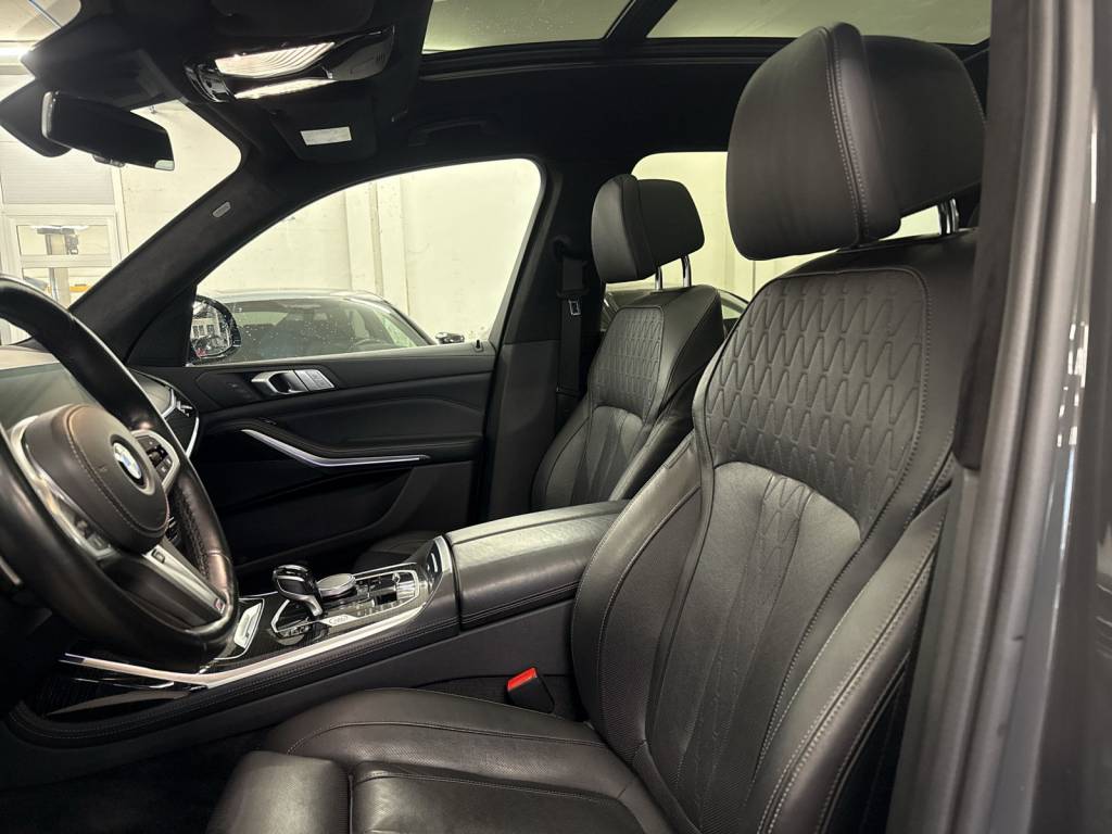 BMW X7 xDrive 48V 40d Steptronic-image-10