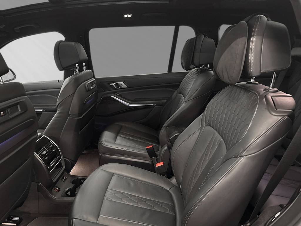 BMW X7 xDrive 48V 40d Steptronic-image-7
