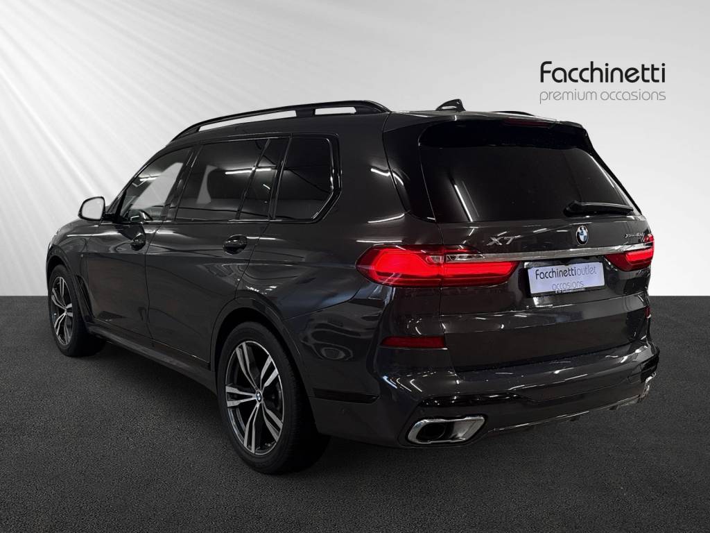 BMW X7 xDrive 48V 40d Steptronic-image-3