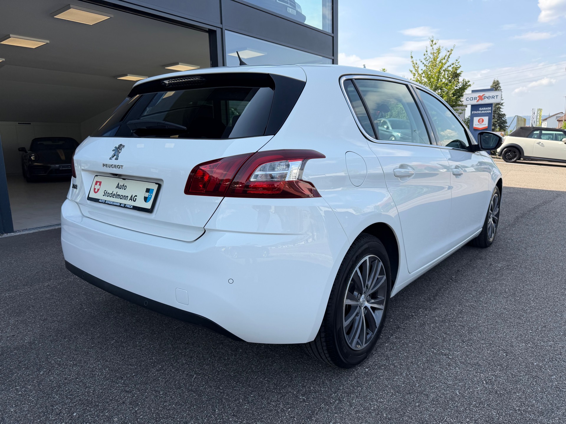 PEUGEOT 308 1.6 THP Allure-image-2