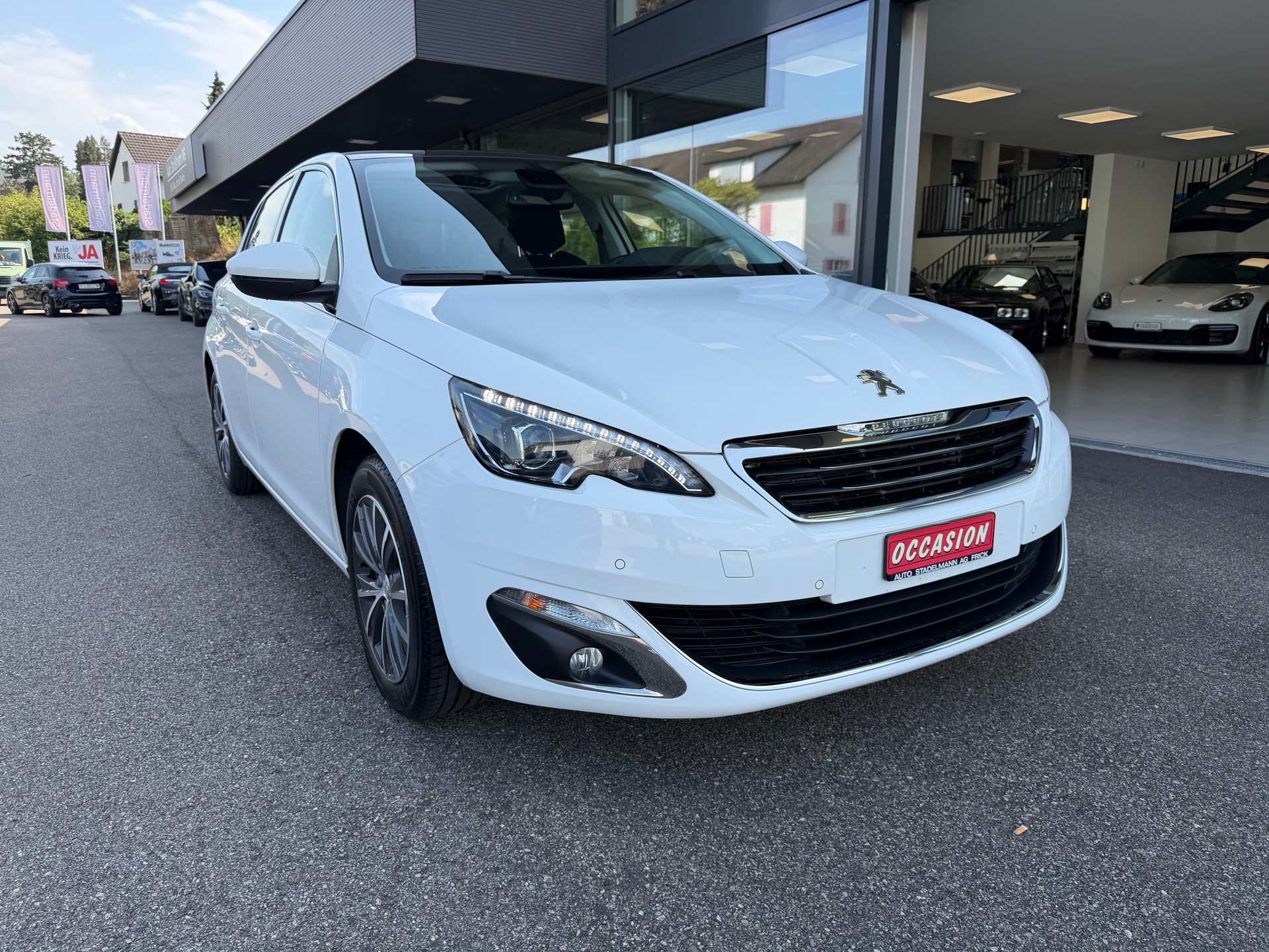 PEUGEOT 308 1.6 THP Allure-image-0
