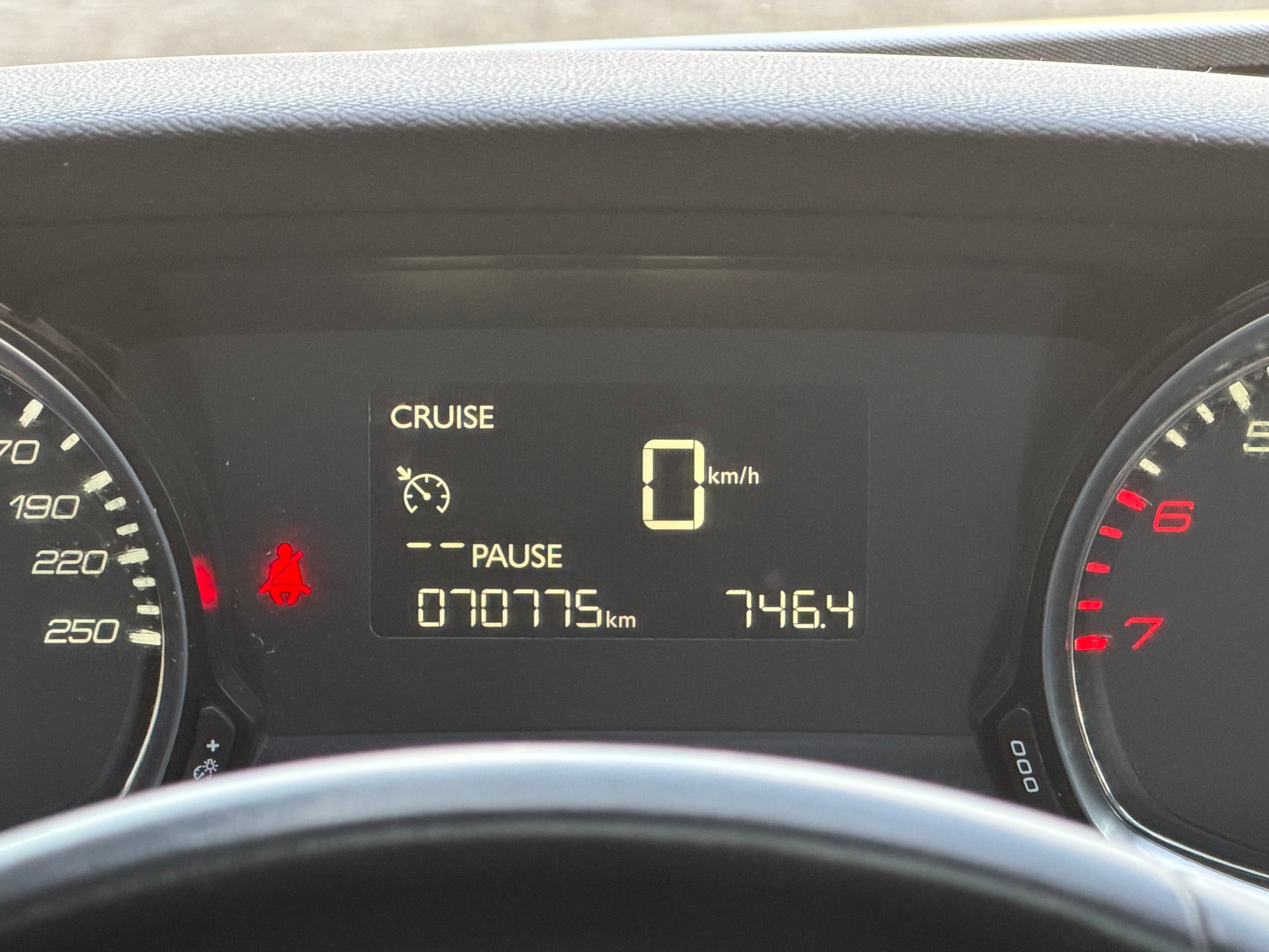 PEUGEOT 308 1.6 THP Allure-image-14