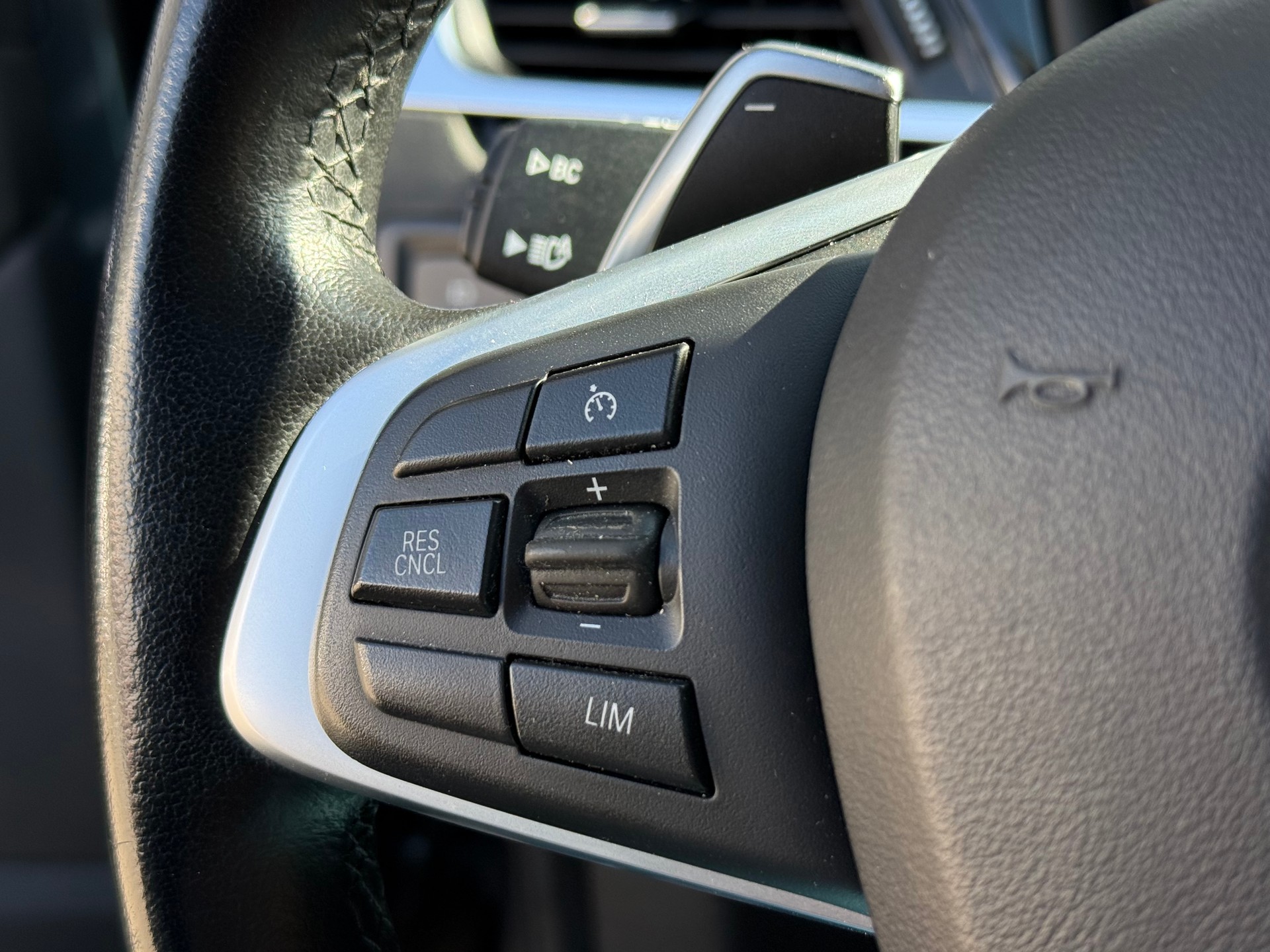 BMW X1 xDrive 18d Steptronic-image-7