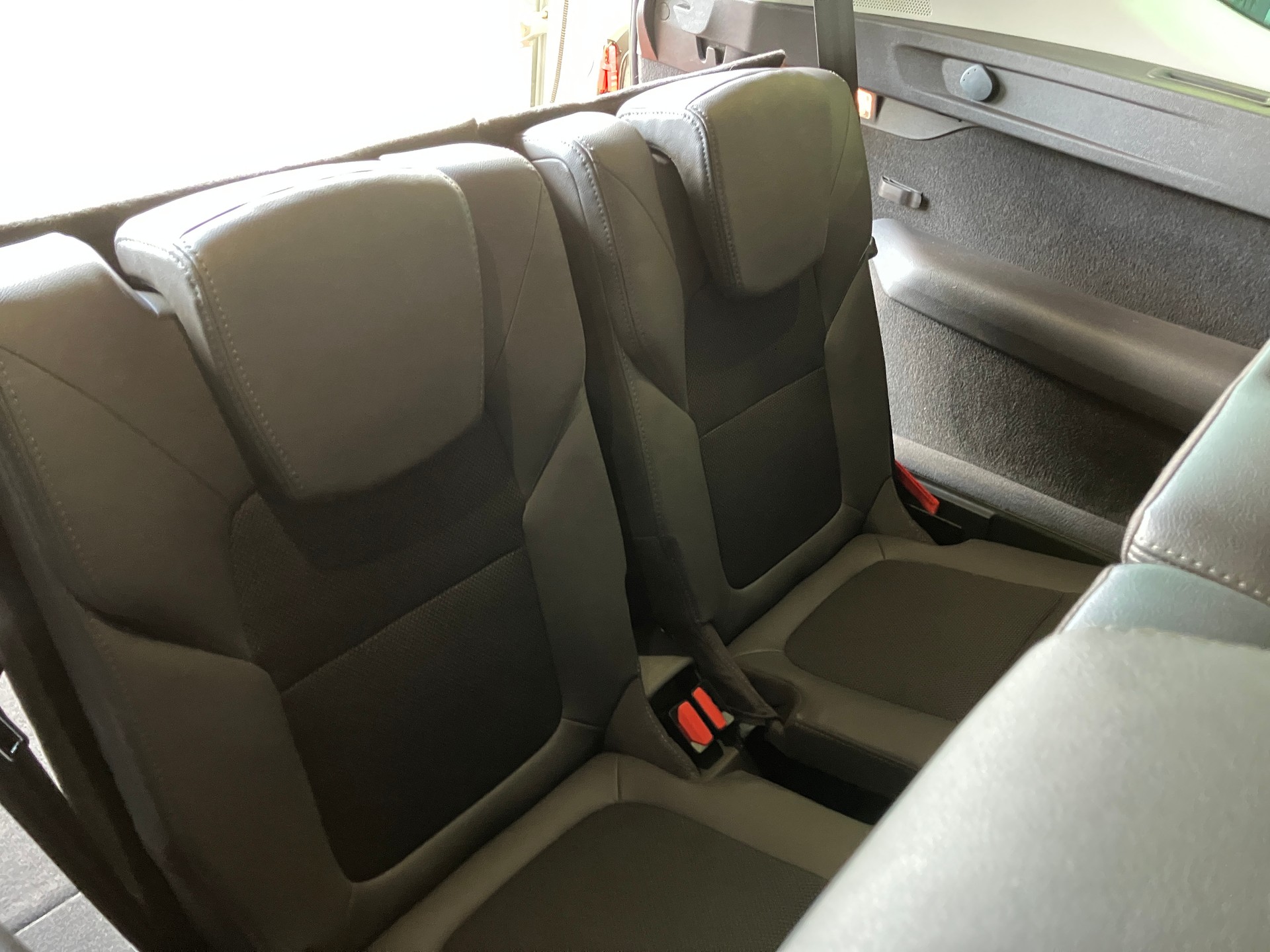 RENAULT Espace 1.6 dCi Intens EDC-image-22