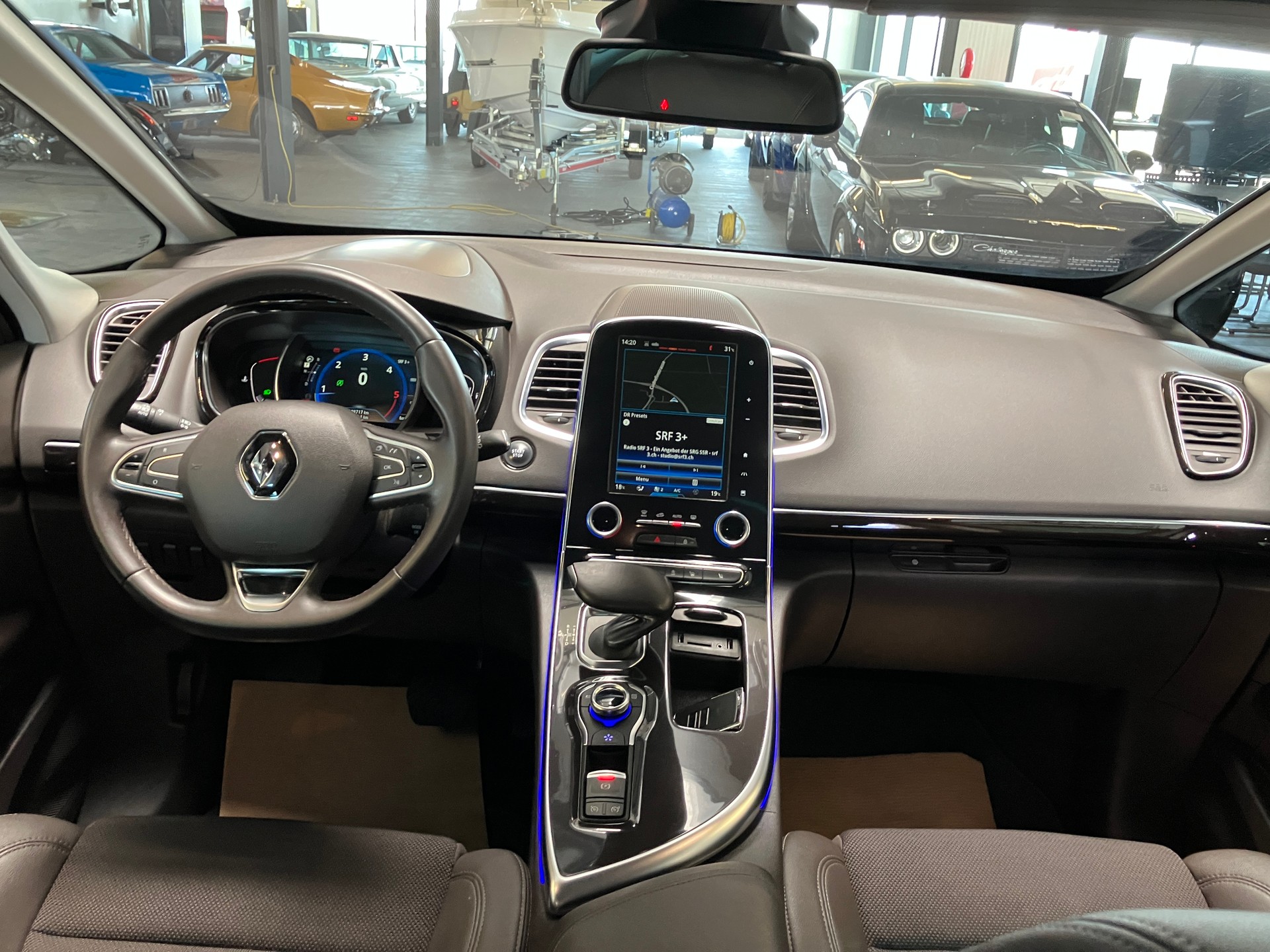 RENAULT Espace 1.6 dCi Intens EDC-image-24