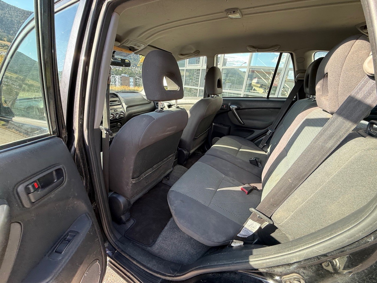 TOYOTA RAV-4 2.0 16V Linea Sol-image-11