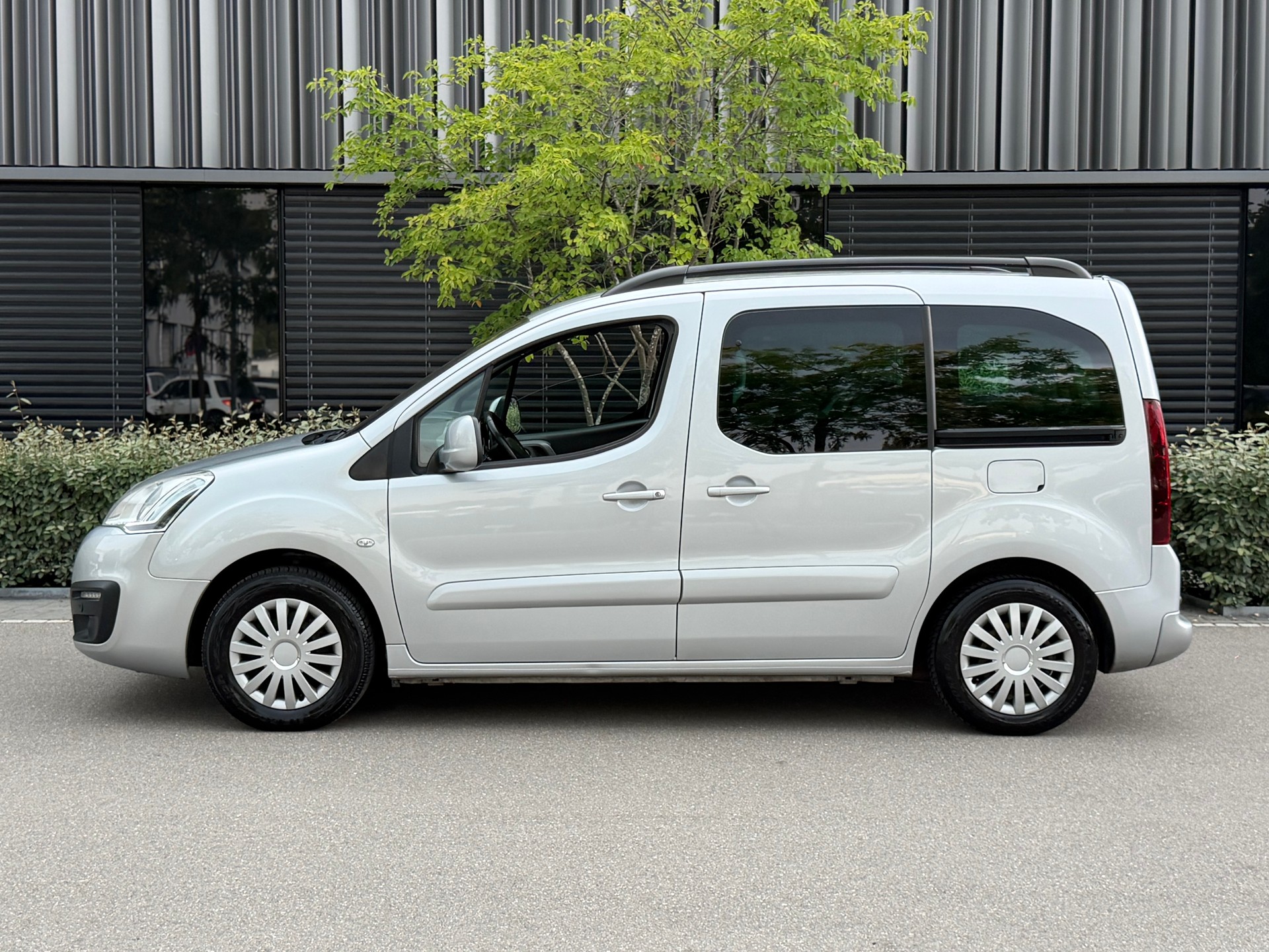 PEUGEOT Partner 1.6 BlueHDi Active-image-6