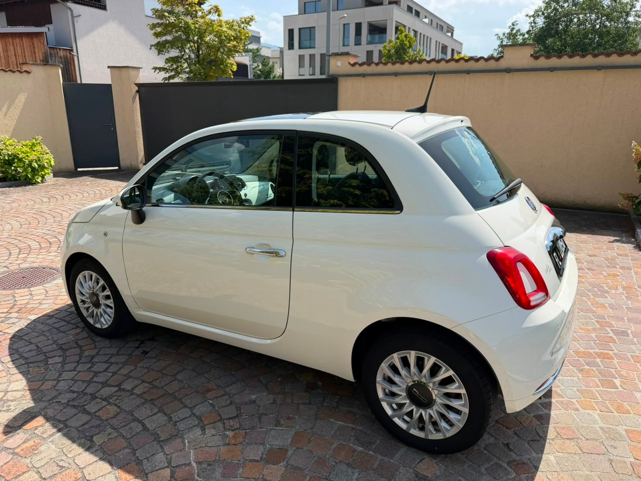 FIAT 0.9 T TwinAir 105 Lounge-image-1