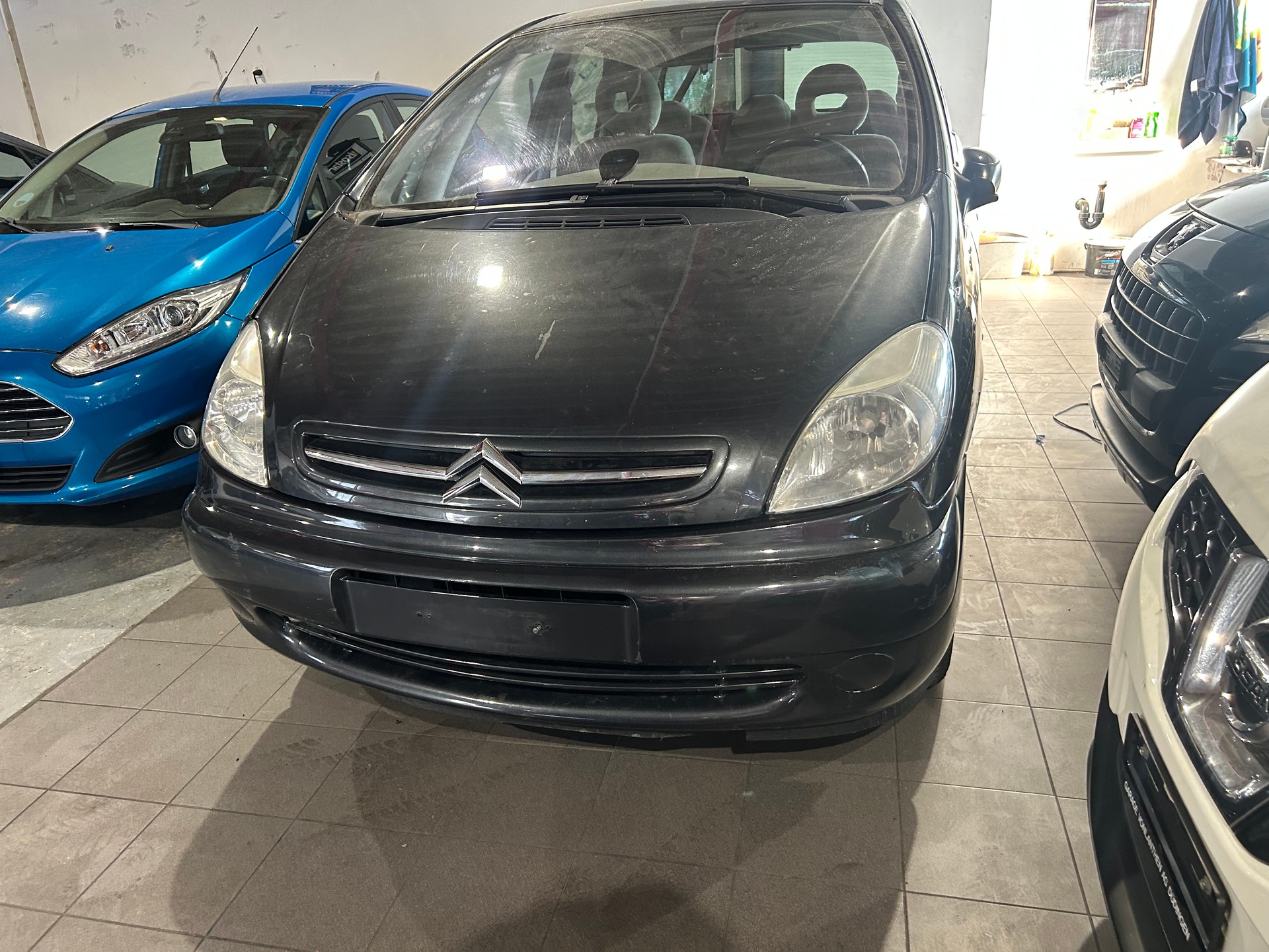 CITROEN Xsara Picasso 2.0i 16V Edition Automatic-image-3