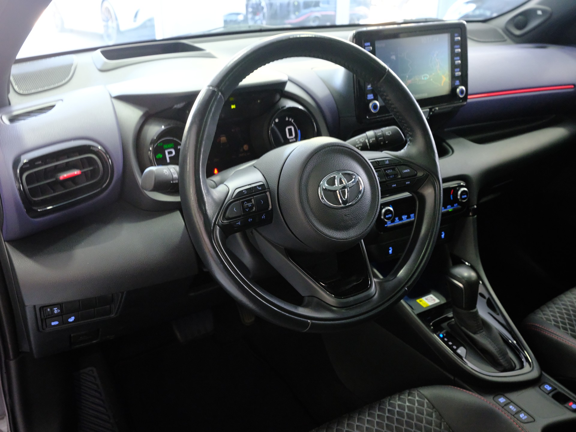 TOYOTA Yaris 1.5 Pop e-CVT-image-9