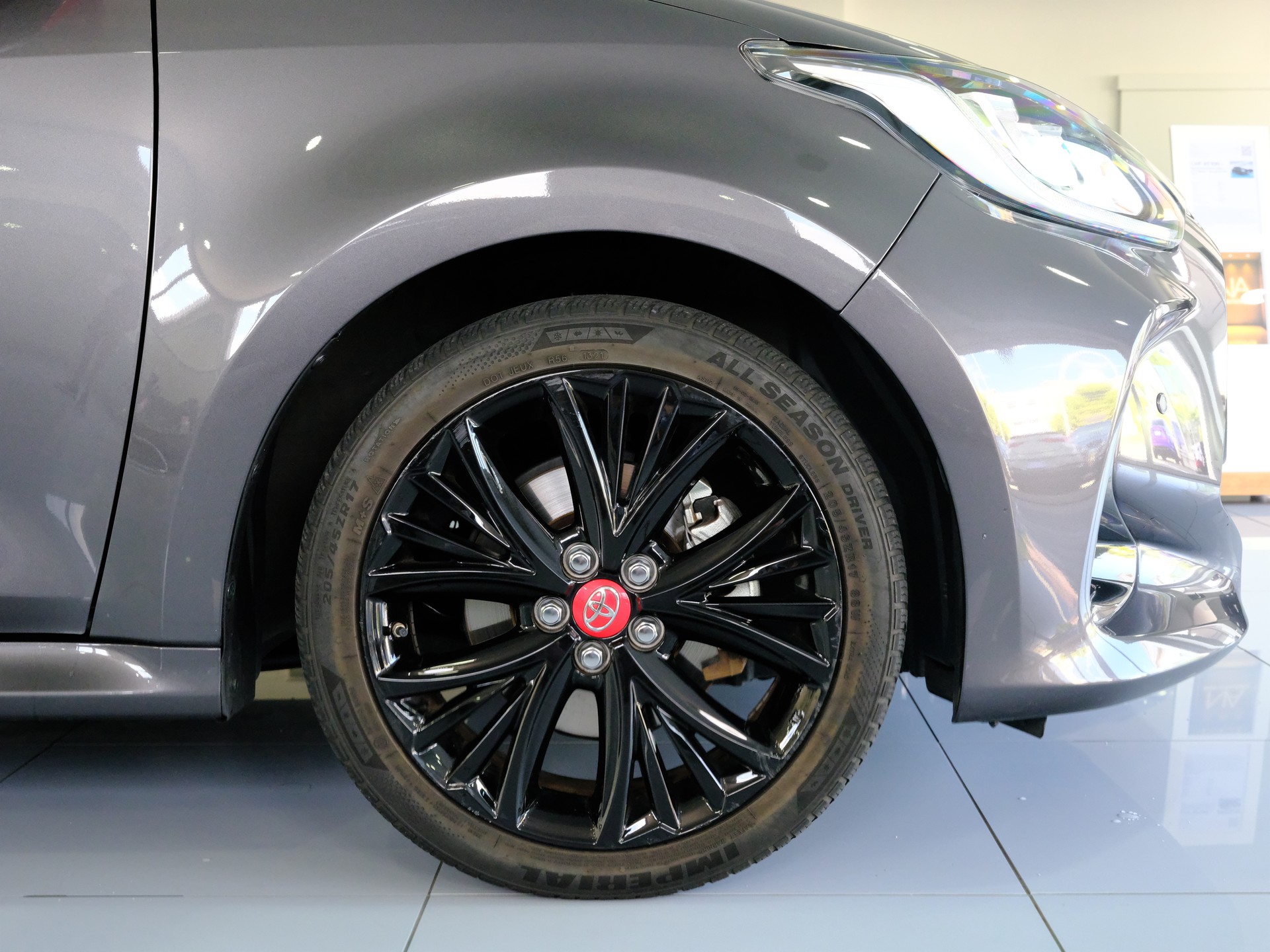 TOYOTA Yaris 1.5 Pop e-CVT-image-8