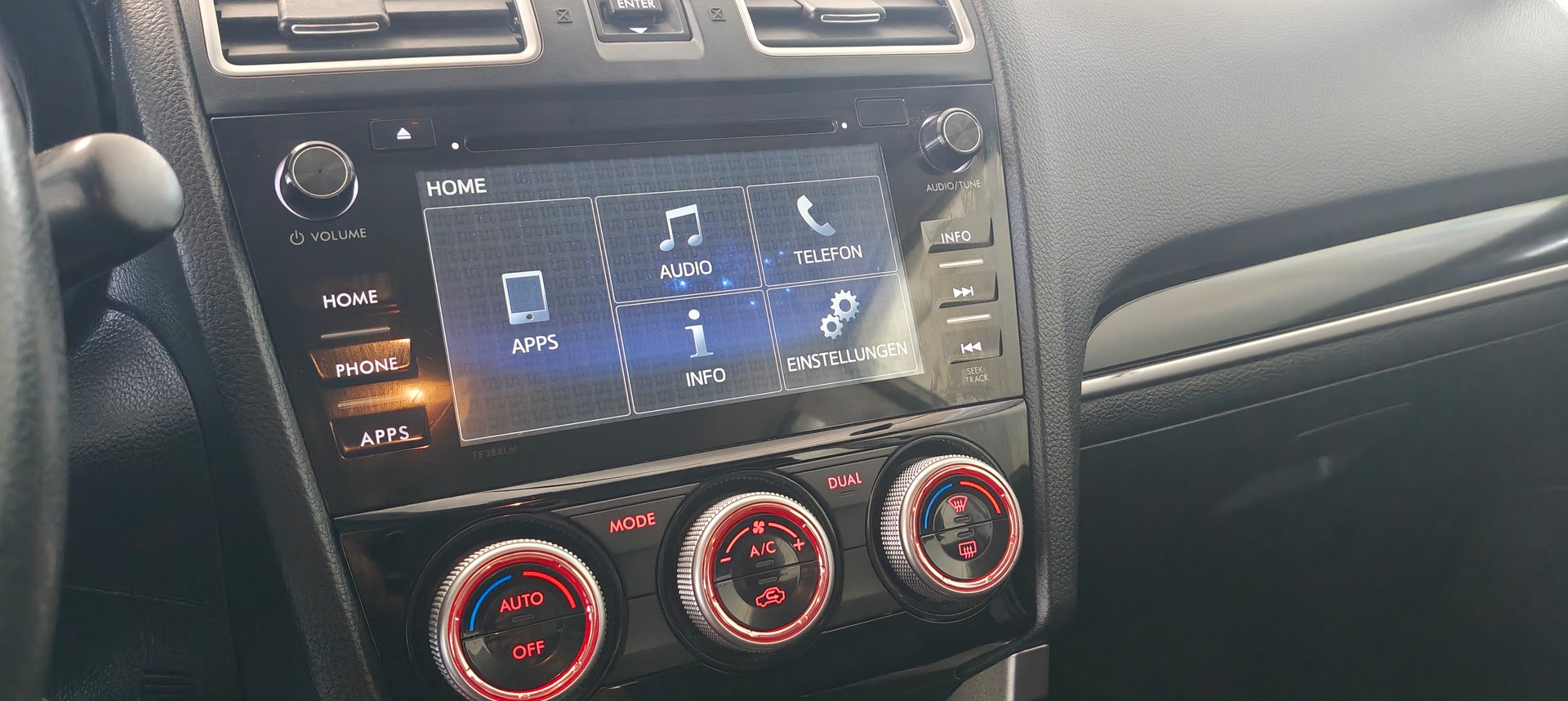 SUBARU Forester 2.0i Swiss Lineartronic-image-9
