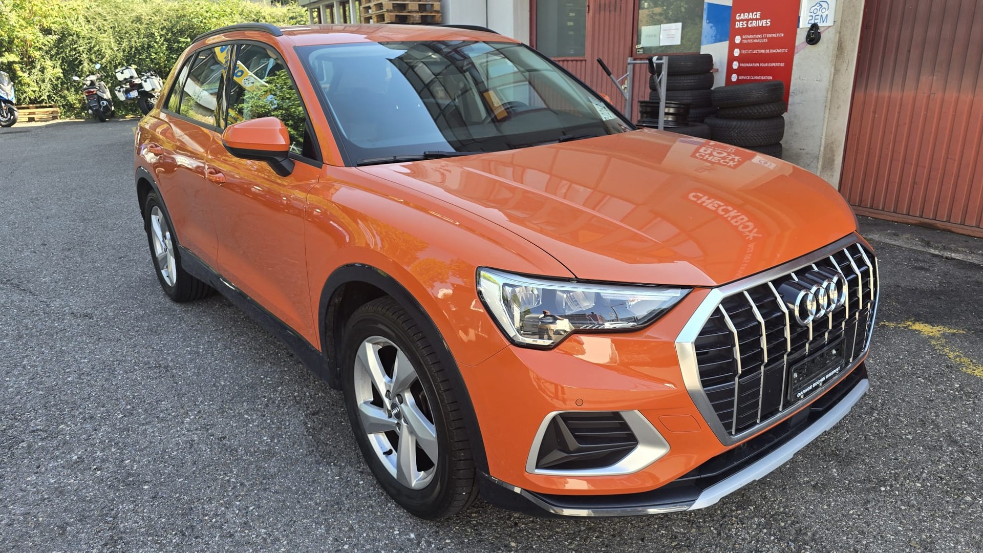 AUDI Q3 35 TFSI S line Sportline , ADAPT. TEMPOMAT, 8 pneu,, PDC, AHK, Crochet attelage amovible-image-0