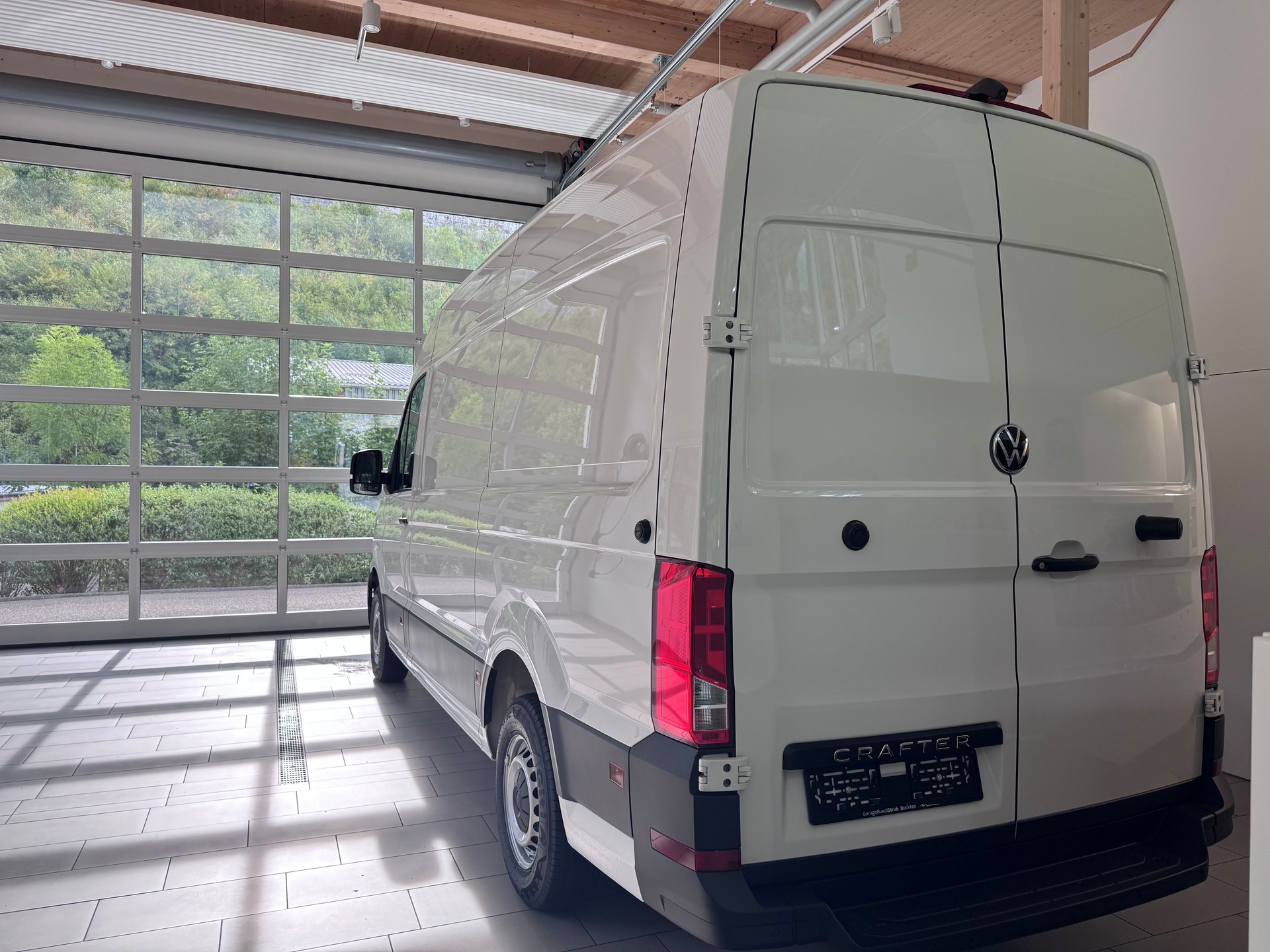 VW Crafter 35 Kaw. 3640 2.0 TDI 140 Entry-image-2