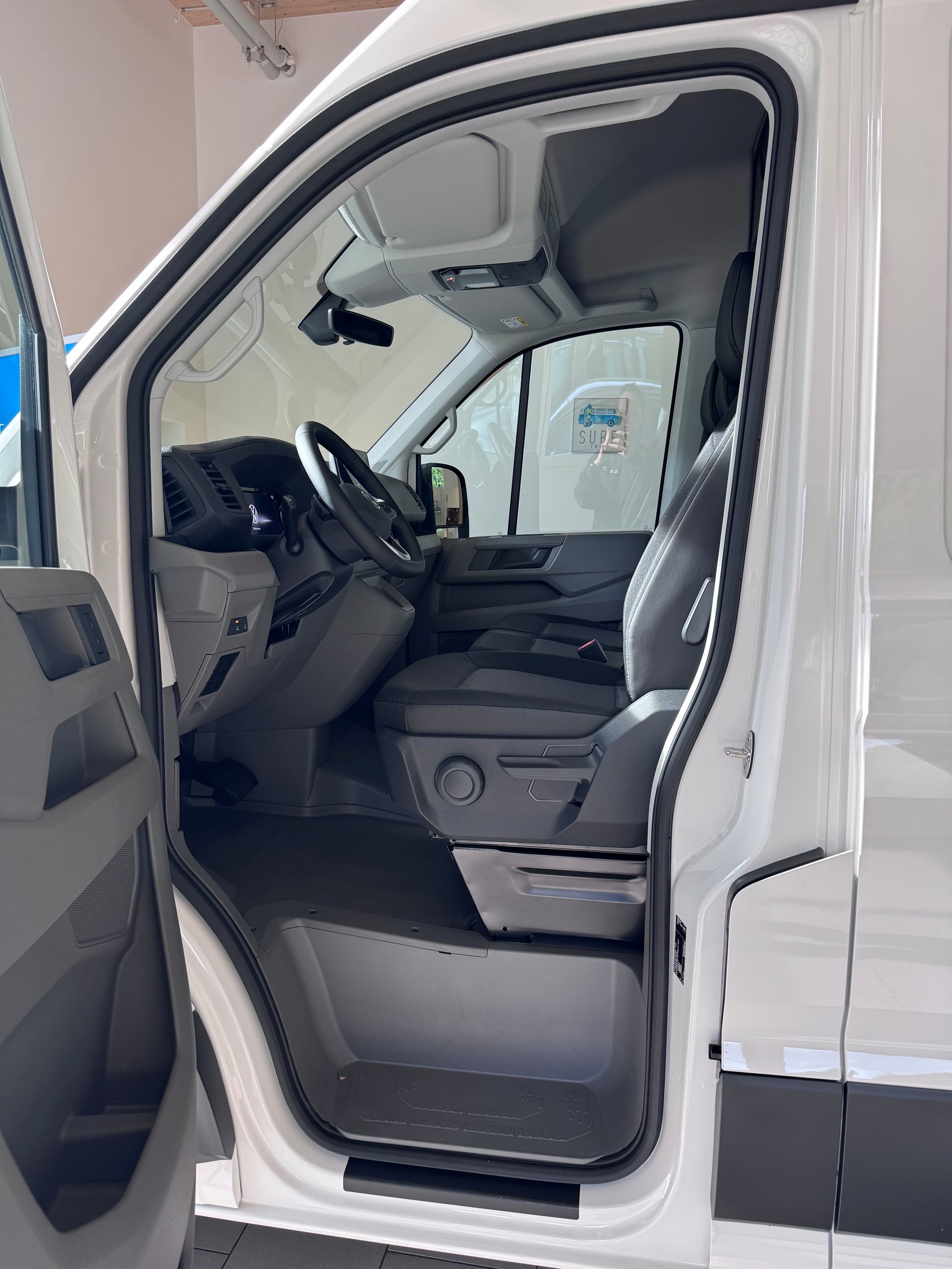 VW Crafter 35 Kaw. 3640 2.0 TDI 140 Entry-image-6