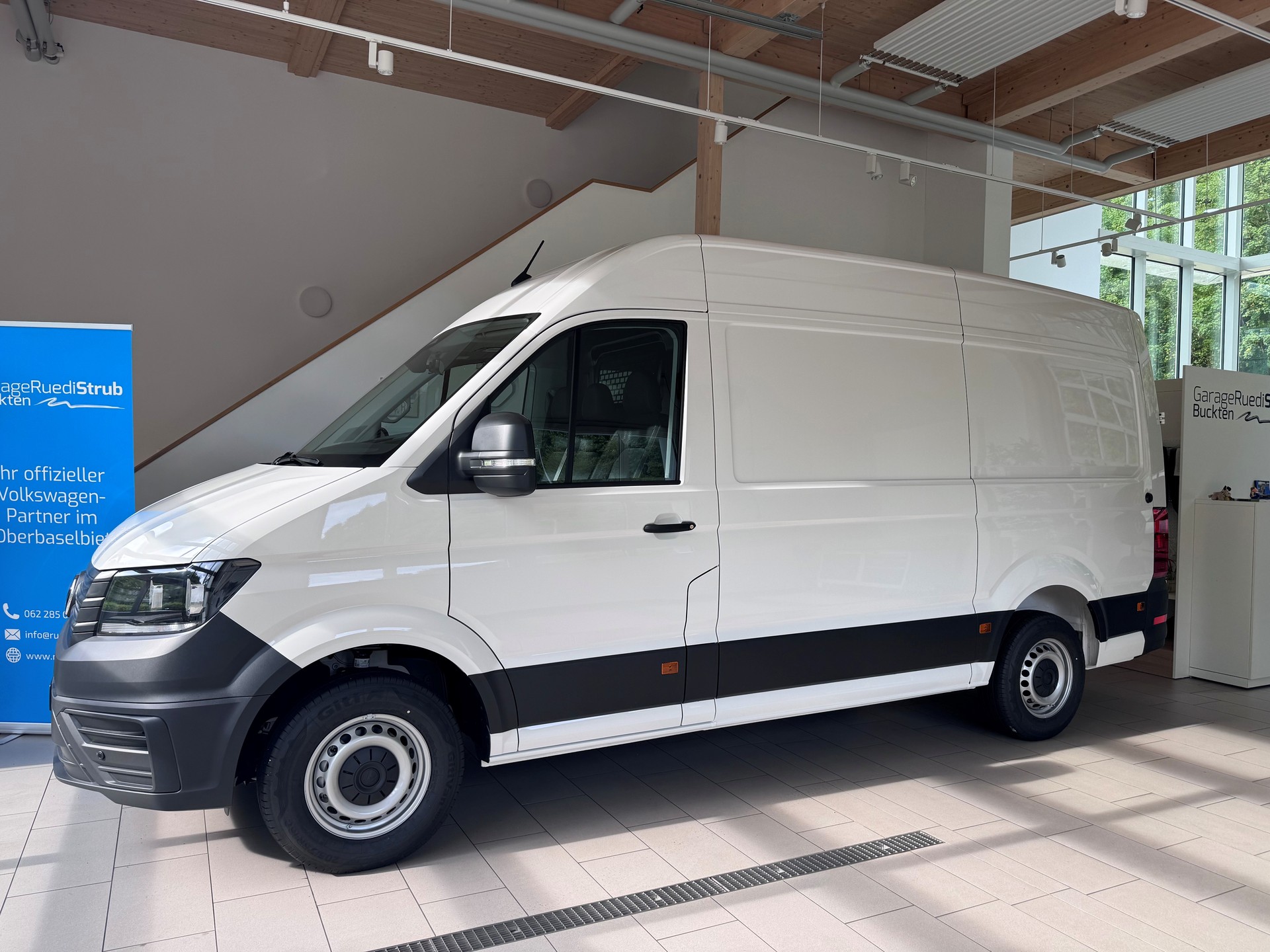 VW Crafter 35 Kaw. 3640 2.0 TDI 140 Entry-image-1