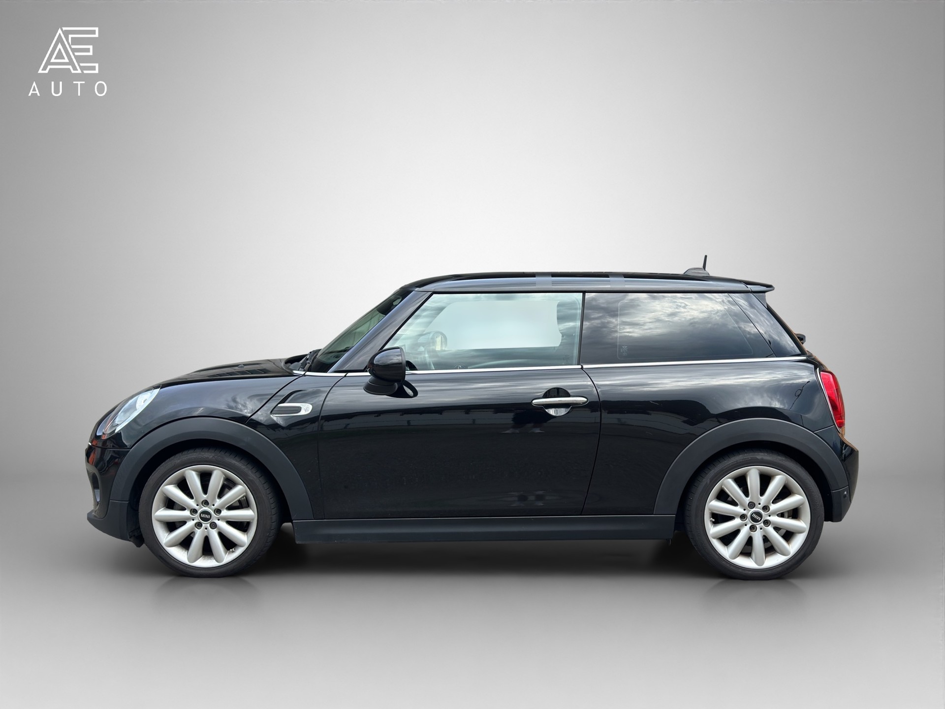 MINI Cooper-image-3