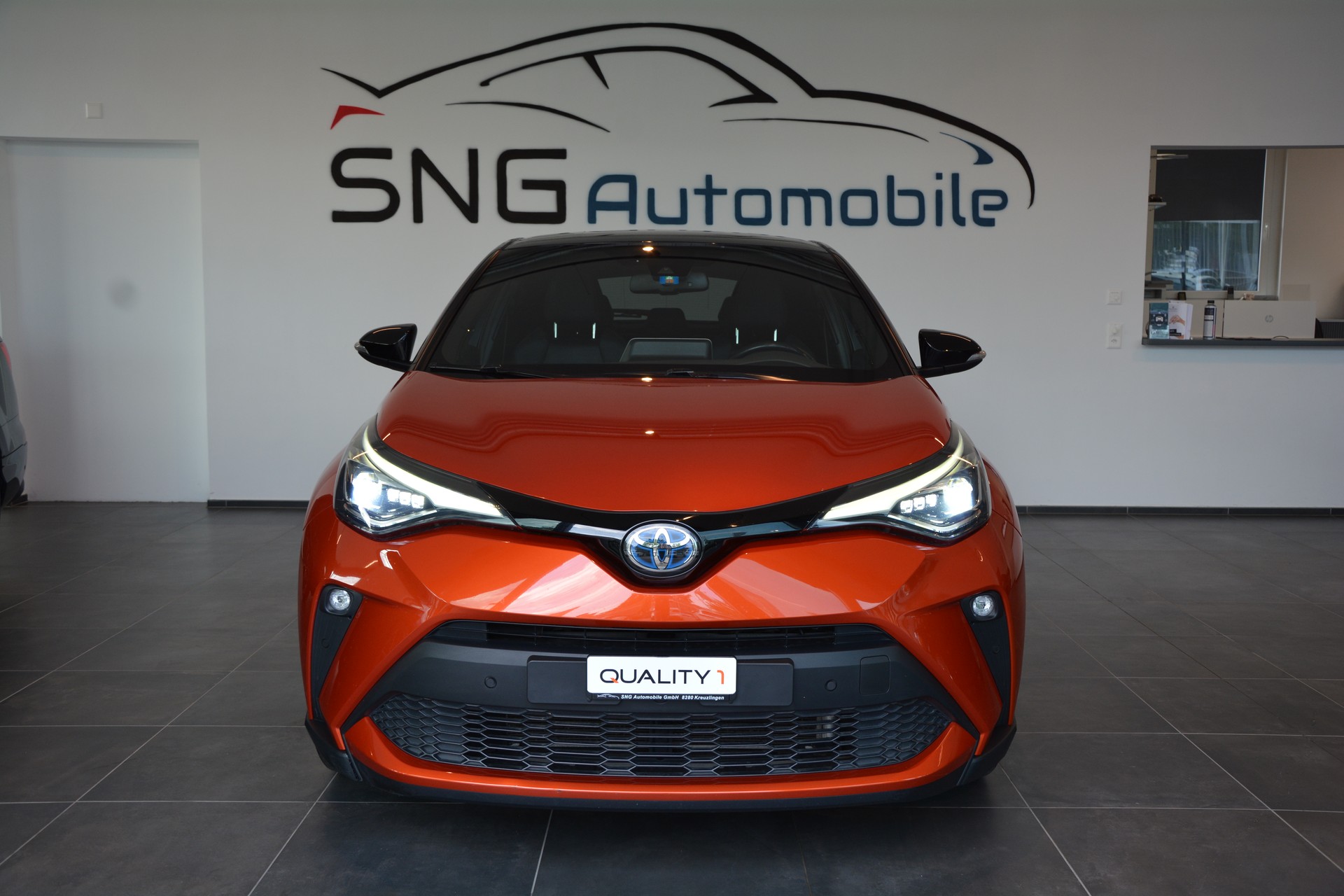 TOYOTA C-HR 2.0 HSD CVT Premium