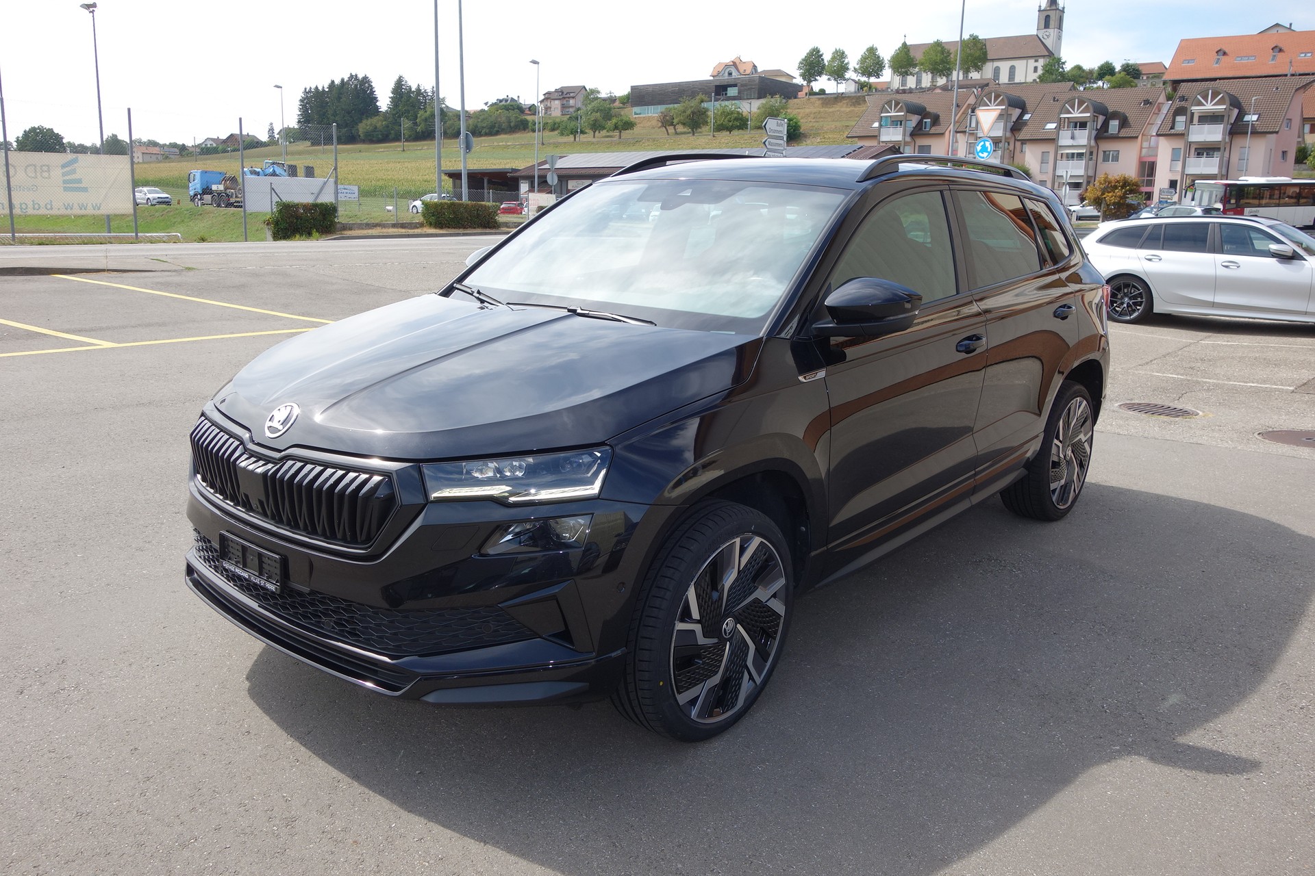 SKODA Karoq 1.5 TSI SportLine DSG-image-2