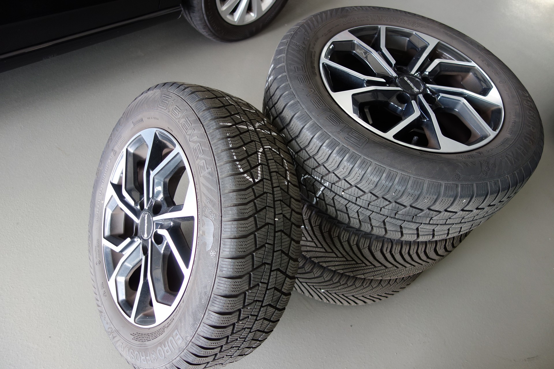 SKODA Karoq 1.5 TSI SportLine DSG-image-13