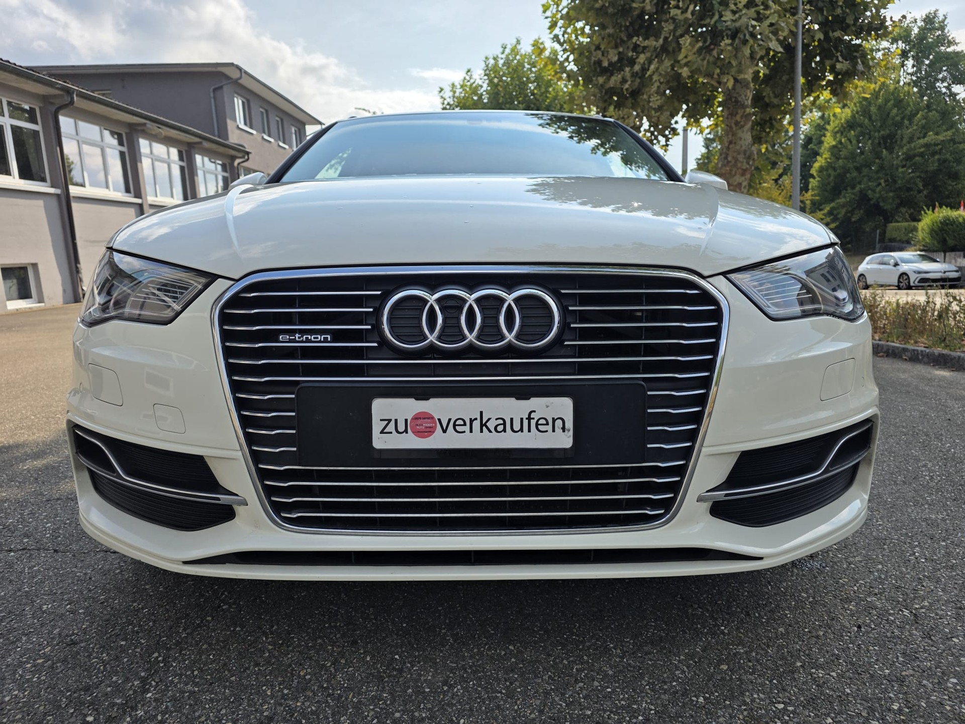 AUDI A3 Sportback 1.4 e-tron Attraction S-tronic-image-1