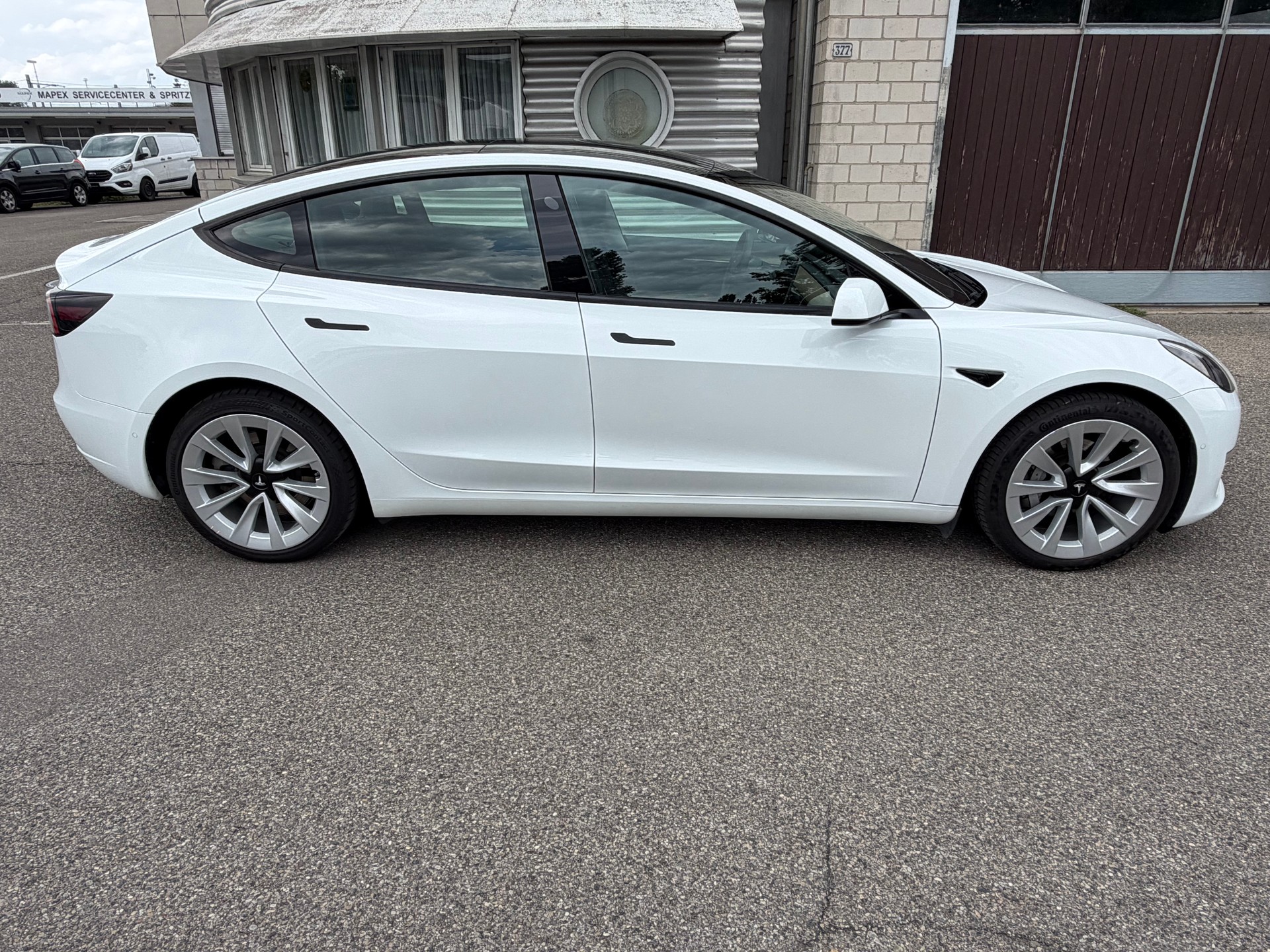TESLA Model 3 Long Range Dual Motor AWD-image-5
