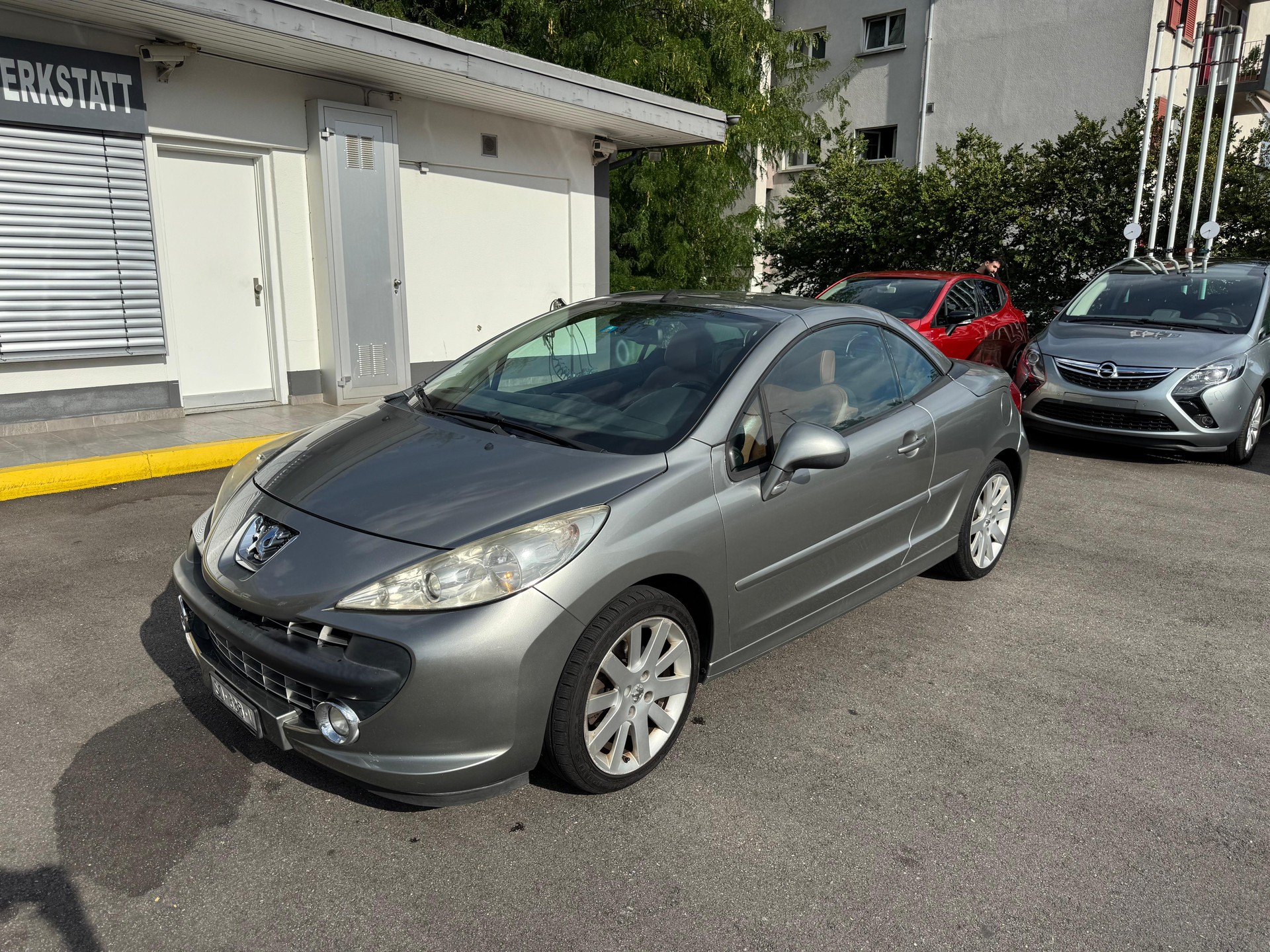 PEUGEOT 207 CC 1.6 16V Sport Automatic-image-0