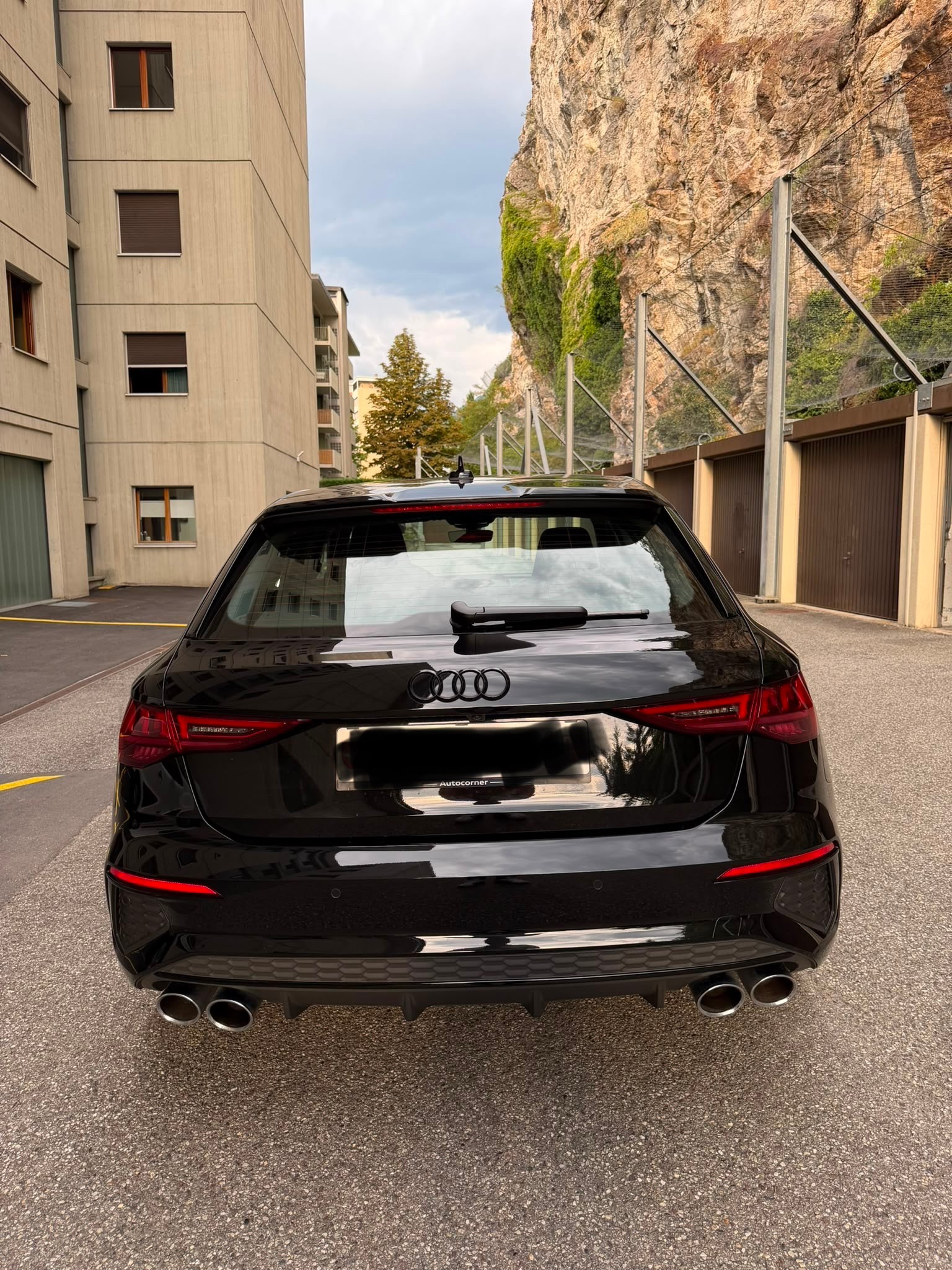 AUDI 2.0 TFSI quattro S-Tronic-image-1