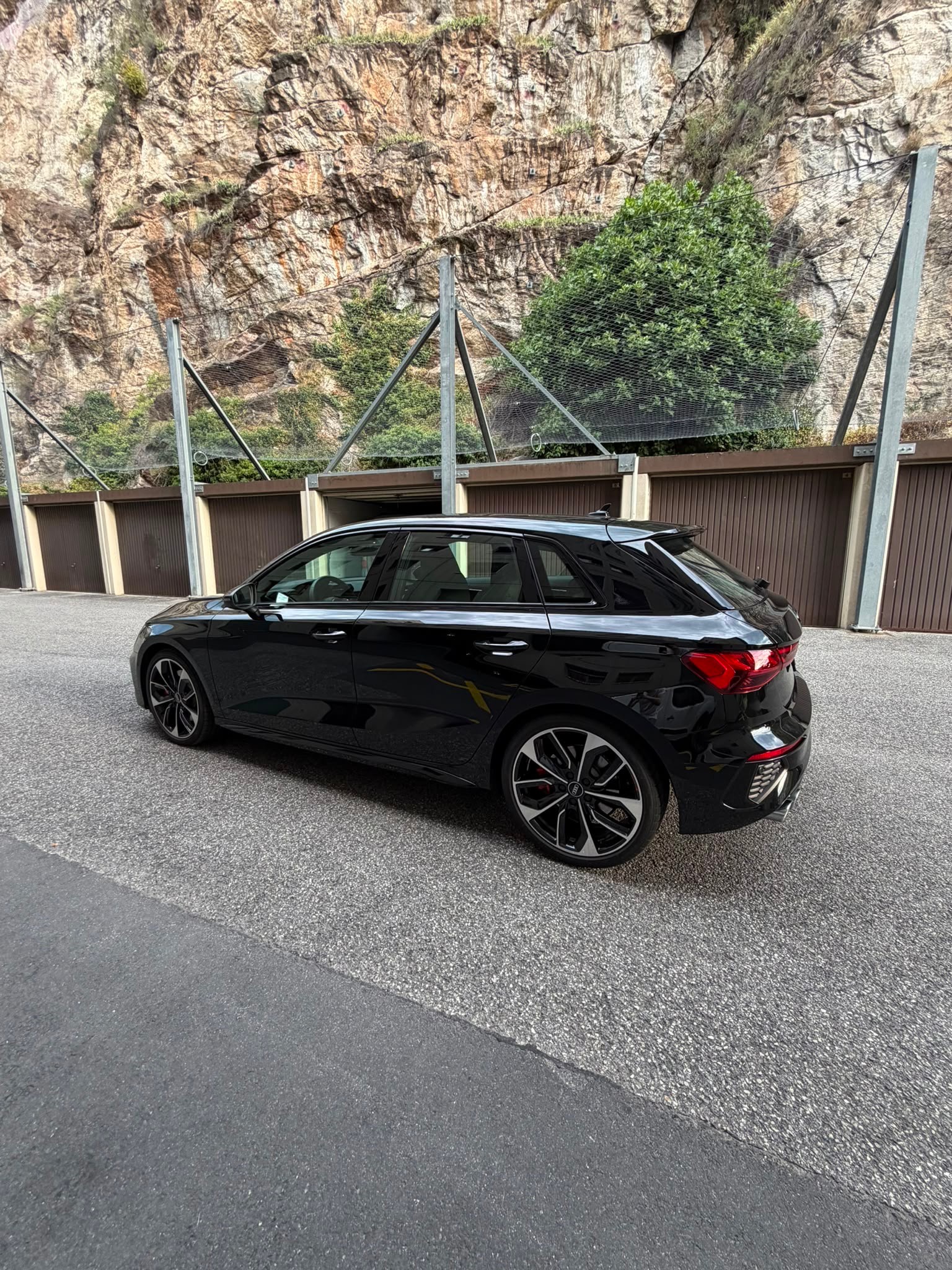 AUDI 2.0 TFSI quattro S-Tronic-image-2