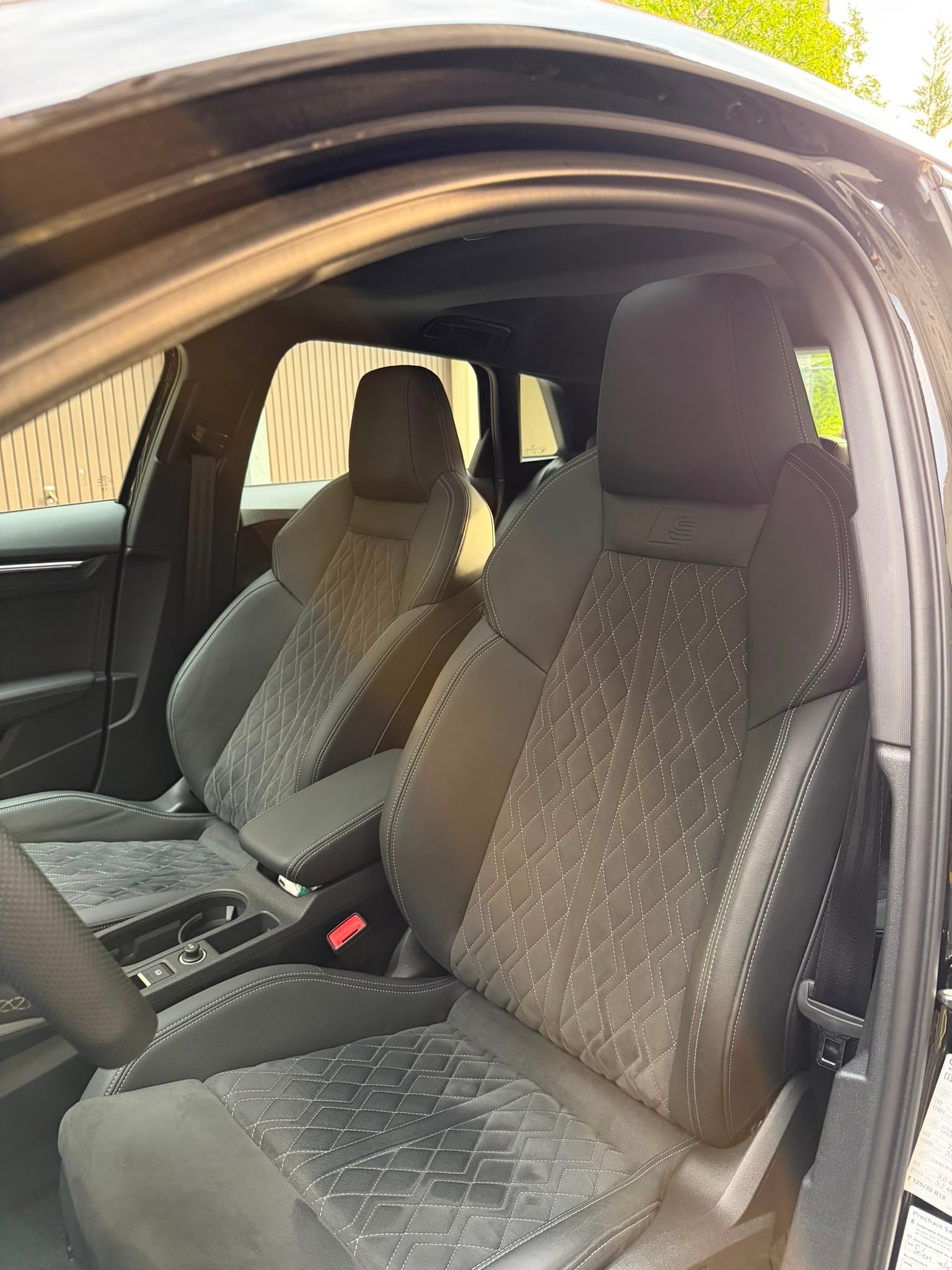 AUDI 2.0 TFSI quattro S-Tronic-image-4