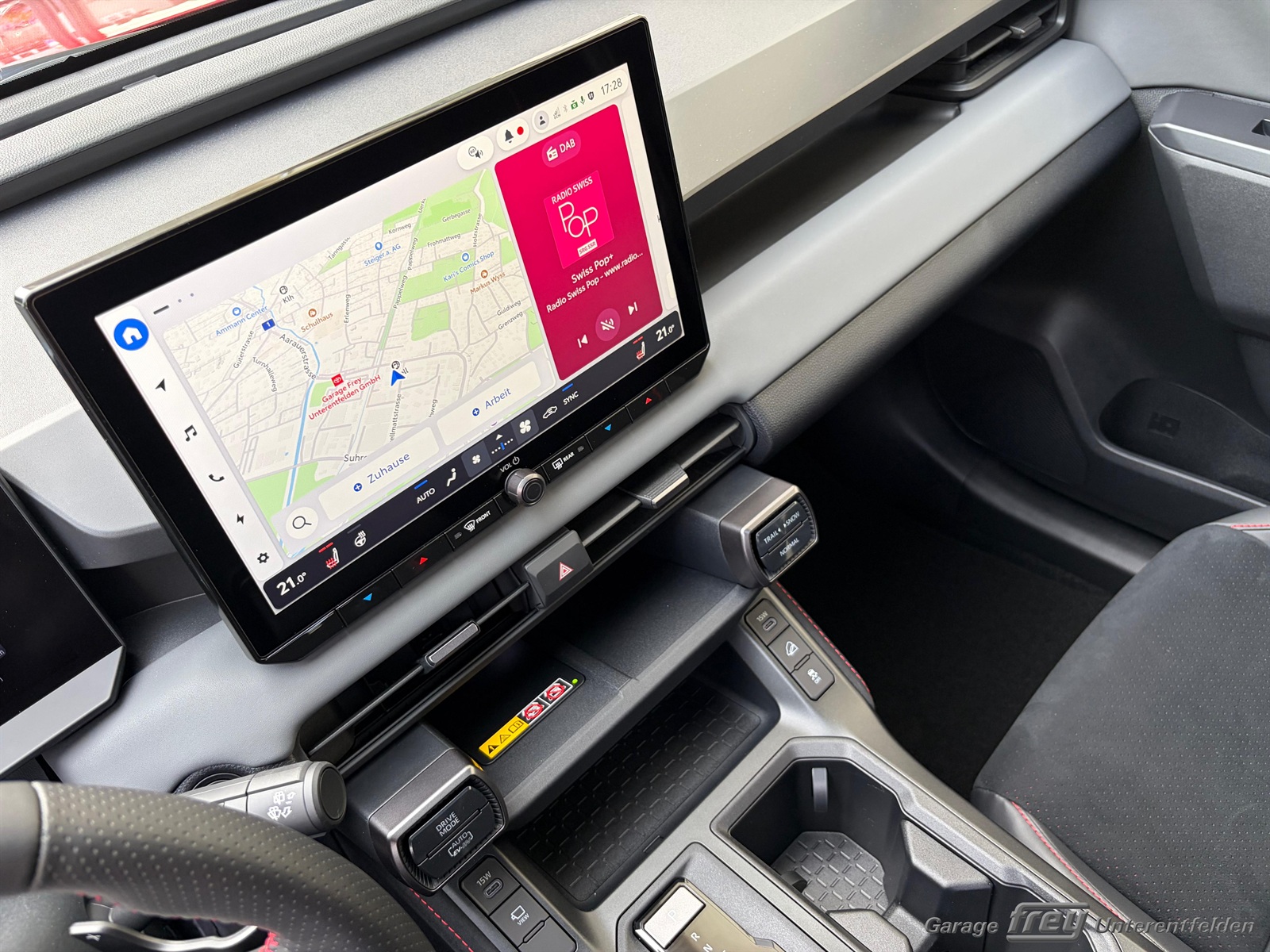 TOYOTA RAV-4 2.5 PHEV GR Sport e-CVT AWD-image-11