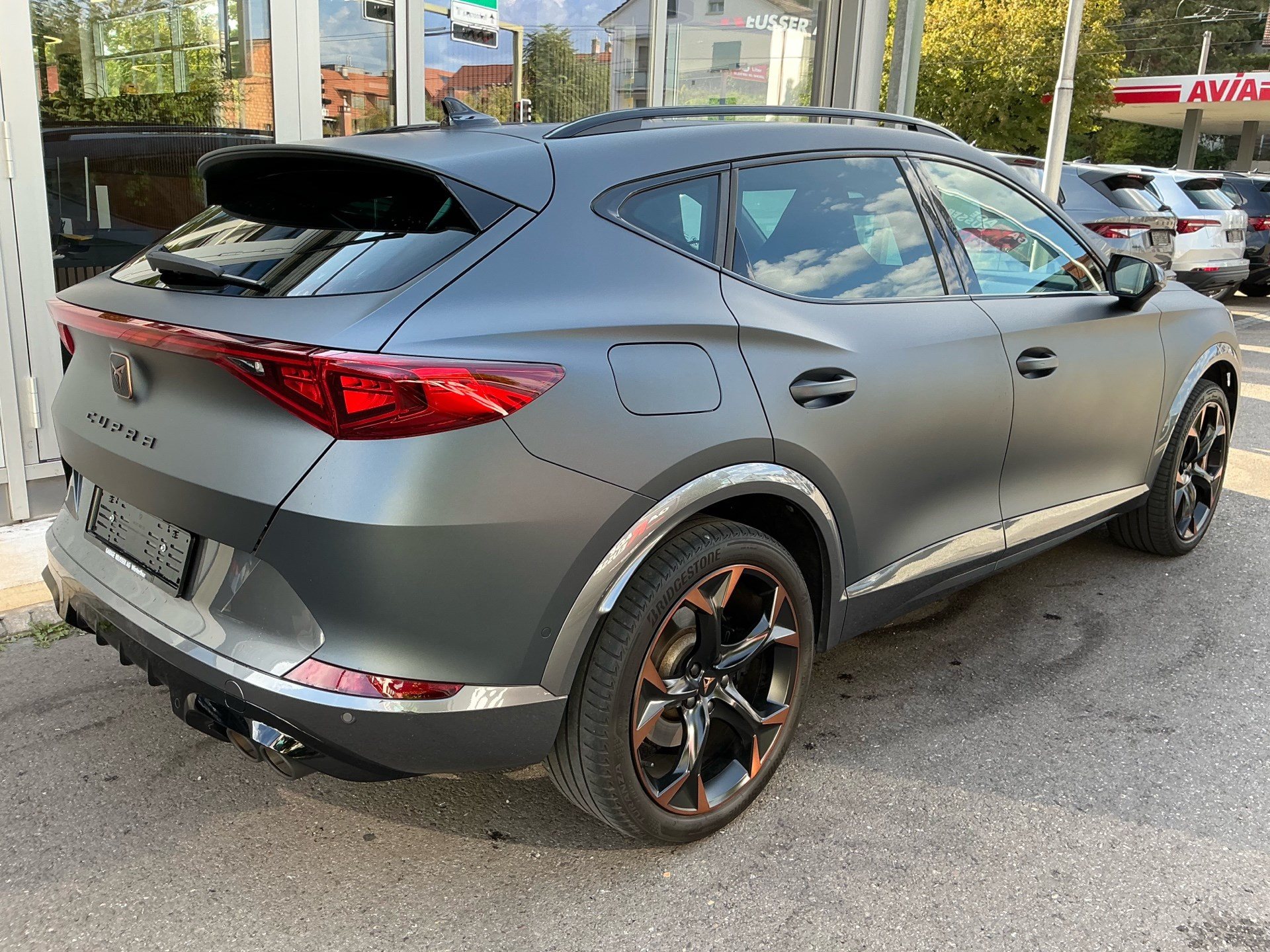 CUPRA Formentor VZ 4Drive *** TECH GREY MATT & TOP AUSSTATTUNG ***-showroom-element-3