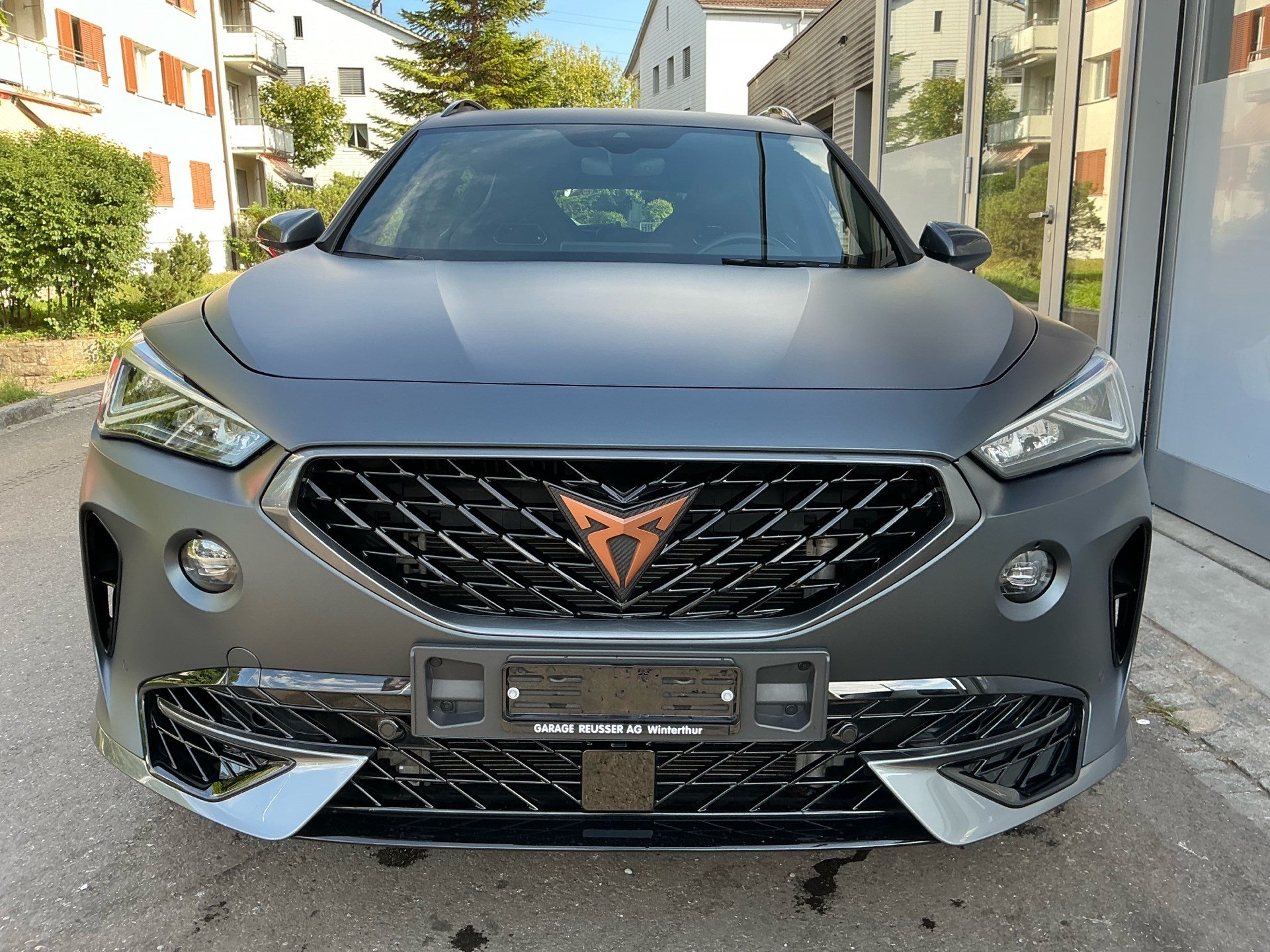 CUPRA Formentor VZ 4Drive *** TECH GREY MATT & TOP AUSSTATTUNG ***-showroom-element-1
