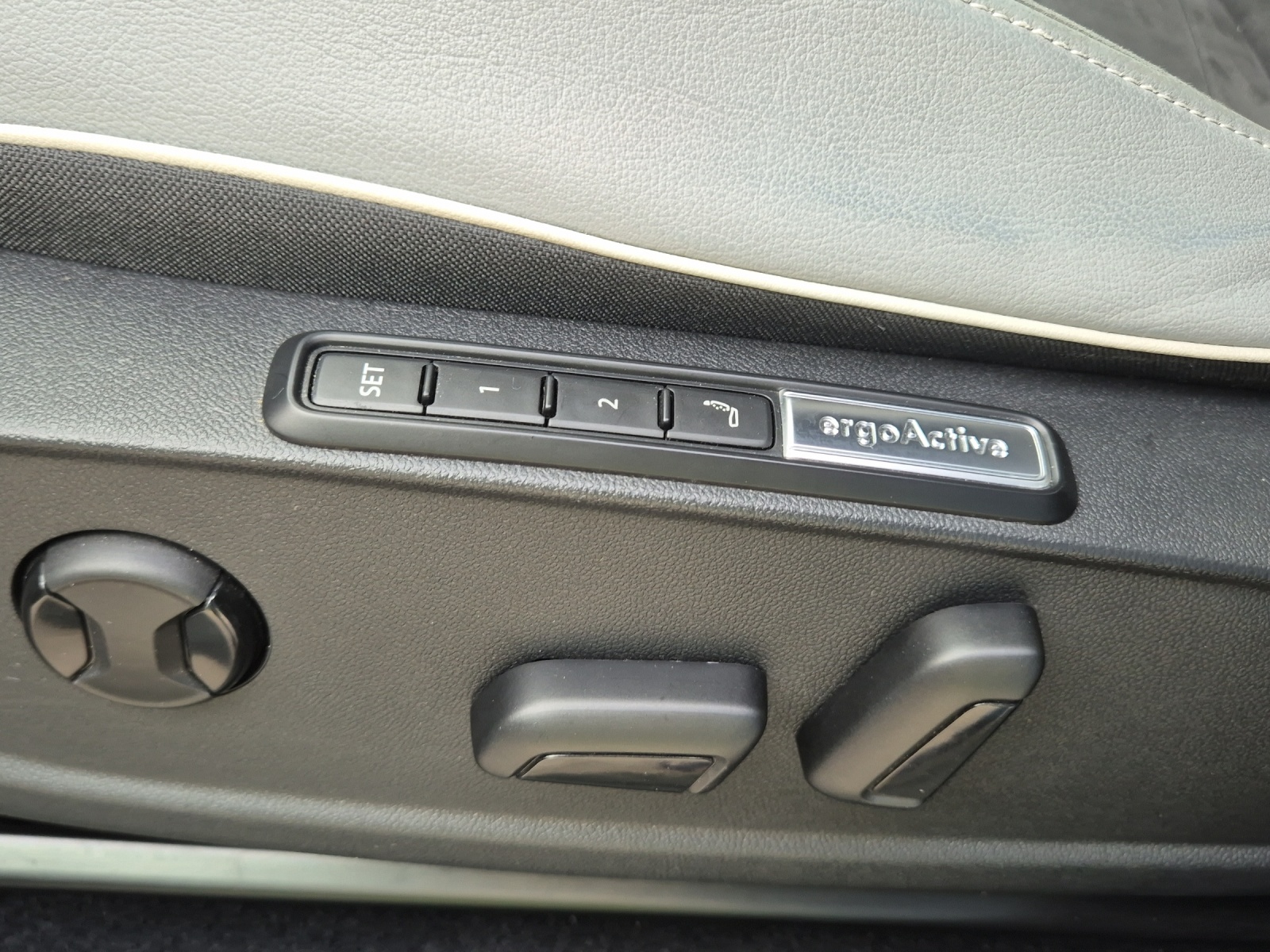 VW ID.3 Pro S 77 kWh Life Plus*Head up Display*360°Kamera*-image-22