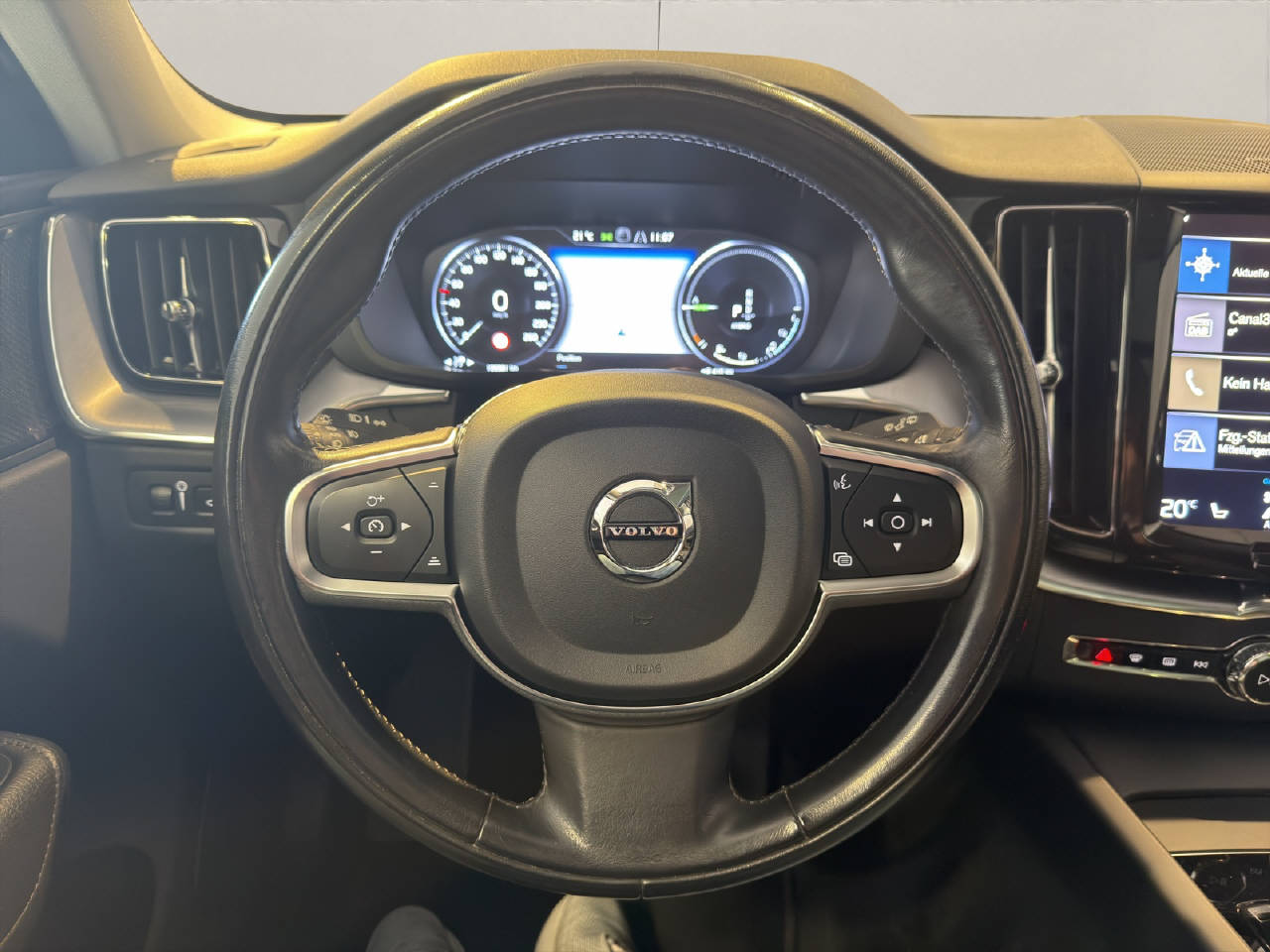 VOLVO XC60 2.0 T8 TE Inscription eAWD-image-7