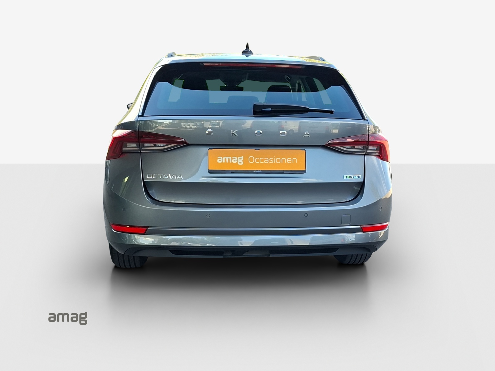 SKODA Octavia Combi 1.5 TSI mHEV DSG Style-image-3
