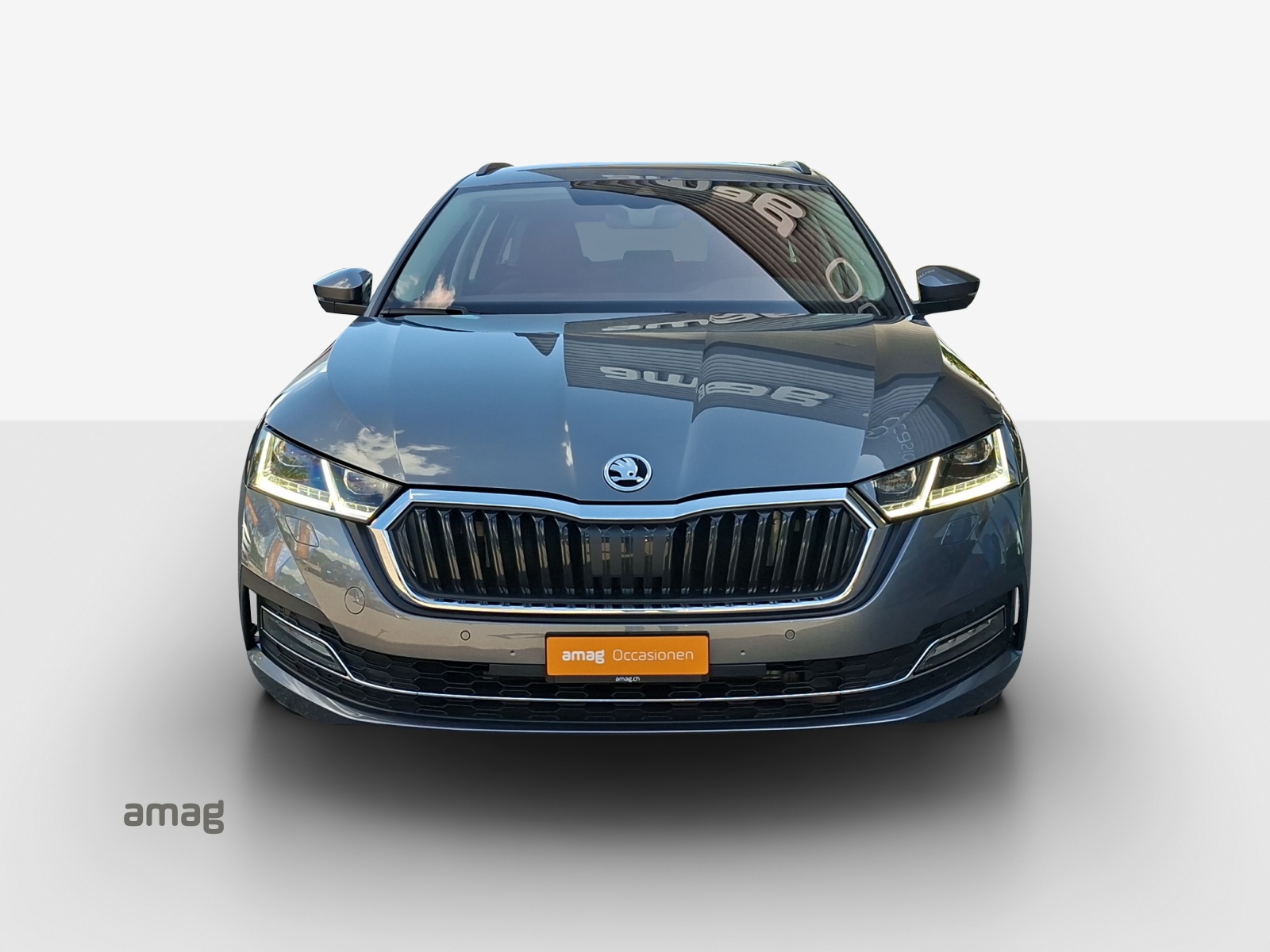 SKODA Octavia Combi 1.5 TSI mHEV DSG Style-image-6