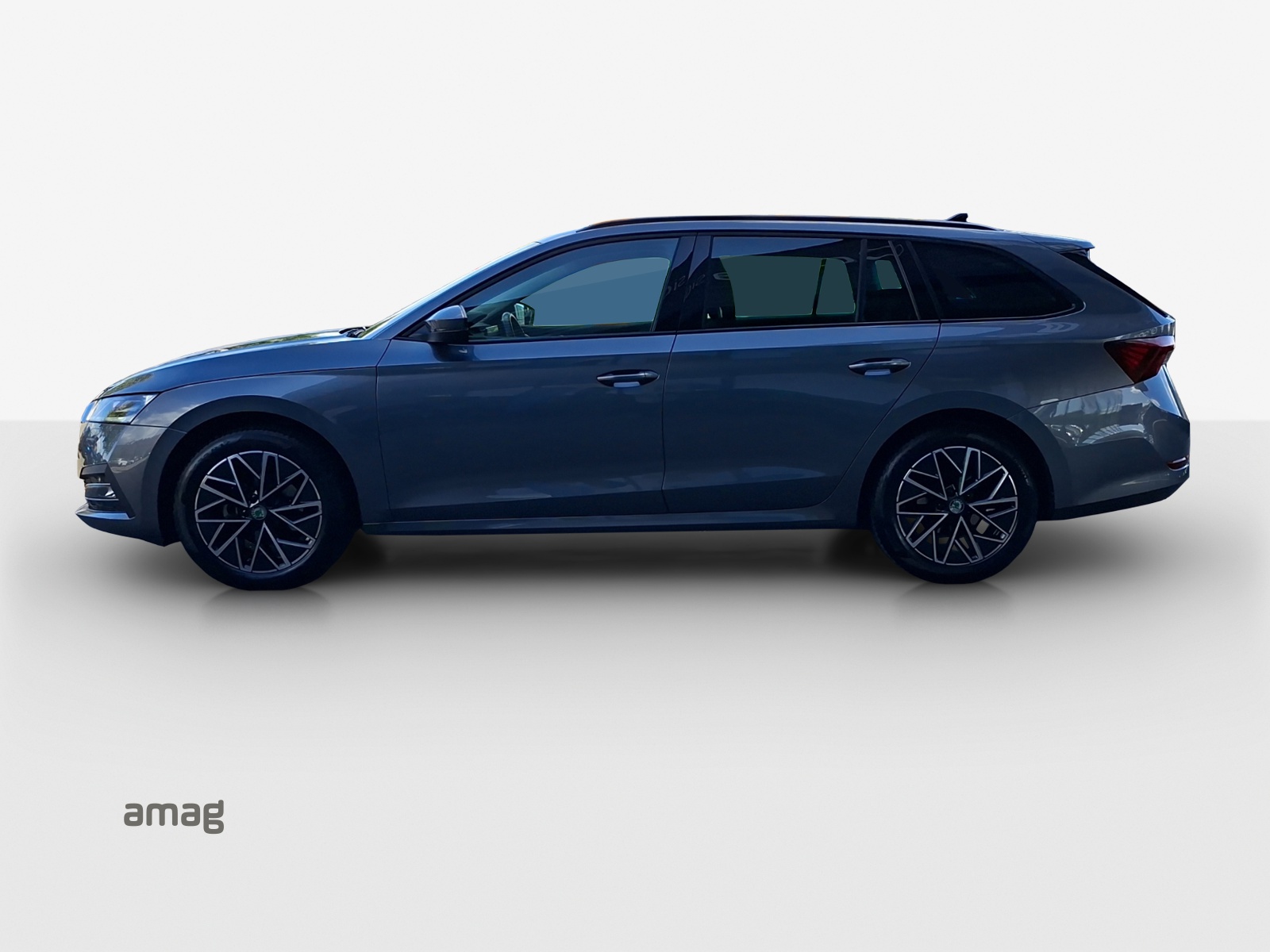 SKODA Octavia Combi 1.5 TSI mHEV DSG Style-showroom-element-1