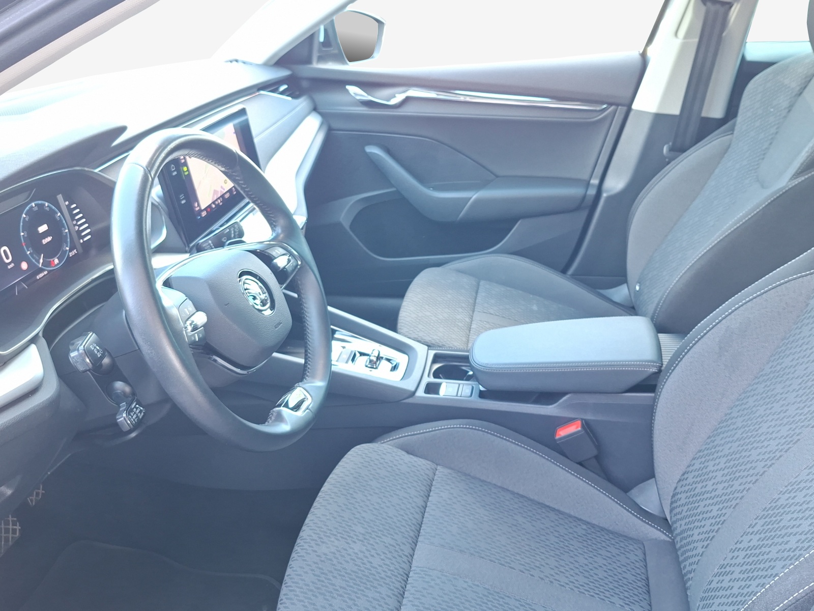 SKODA Octavia Combi 1.5 TSI mHEV DSG Style-image-7