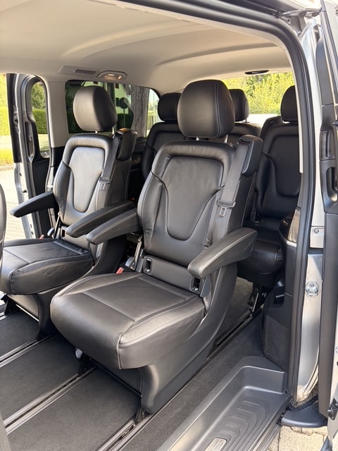 MERCEDES-BENZ V 300 d lang Avantgarde 4Matic 9G-Tronic-image-8