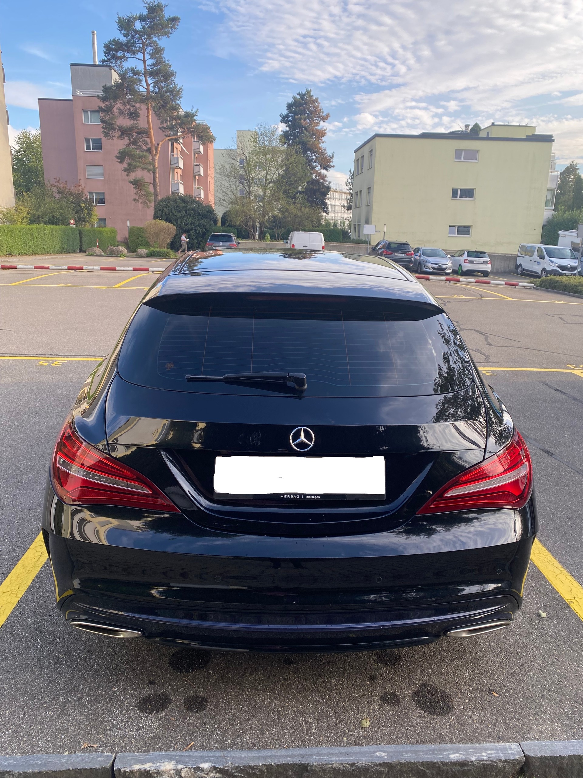 MERCEDES-BENZ CLA 200 d 4 matic-image-2