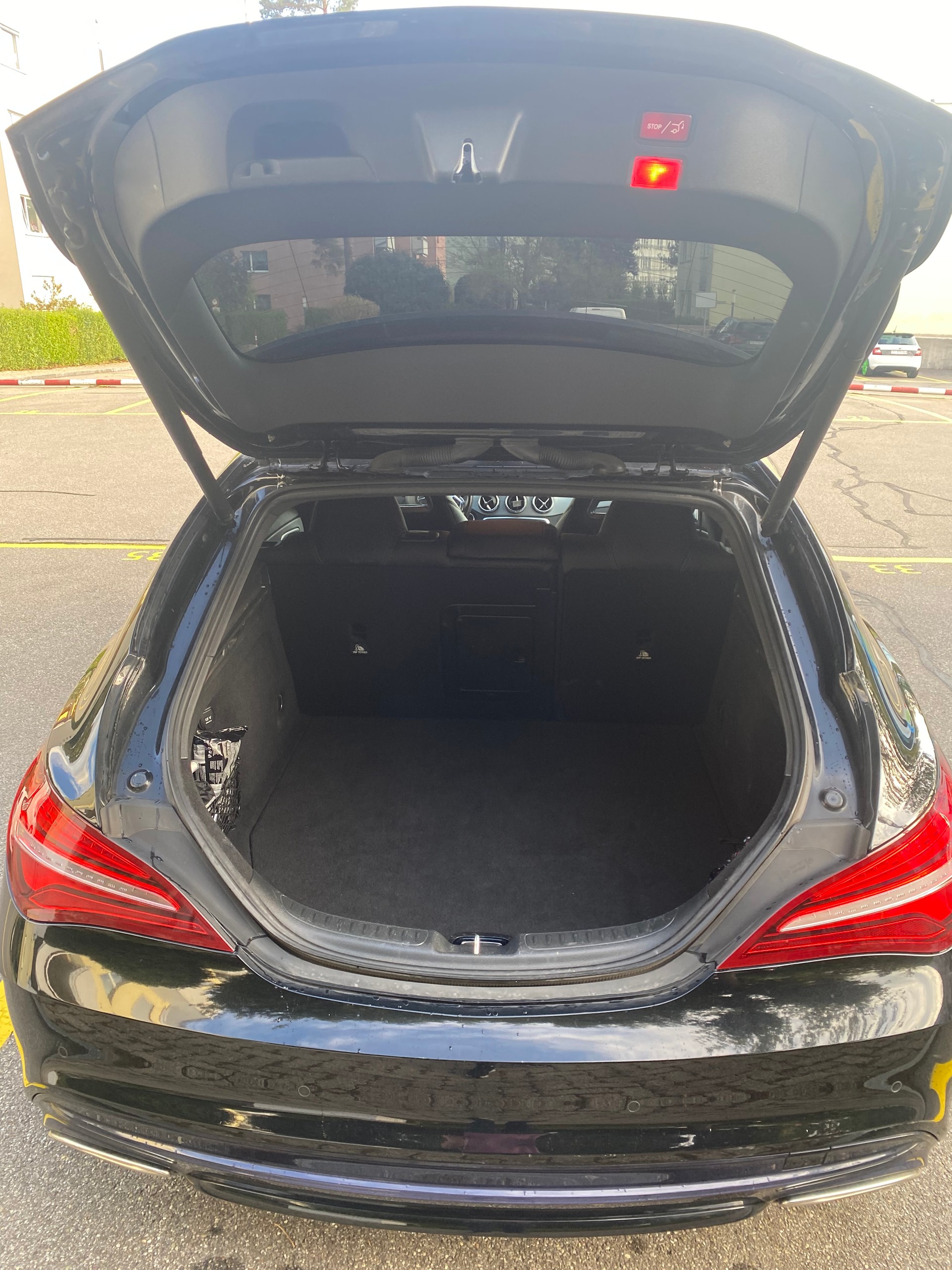 MERCEDES-BENZ CLA 200 d 4 matic-image-3