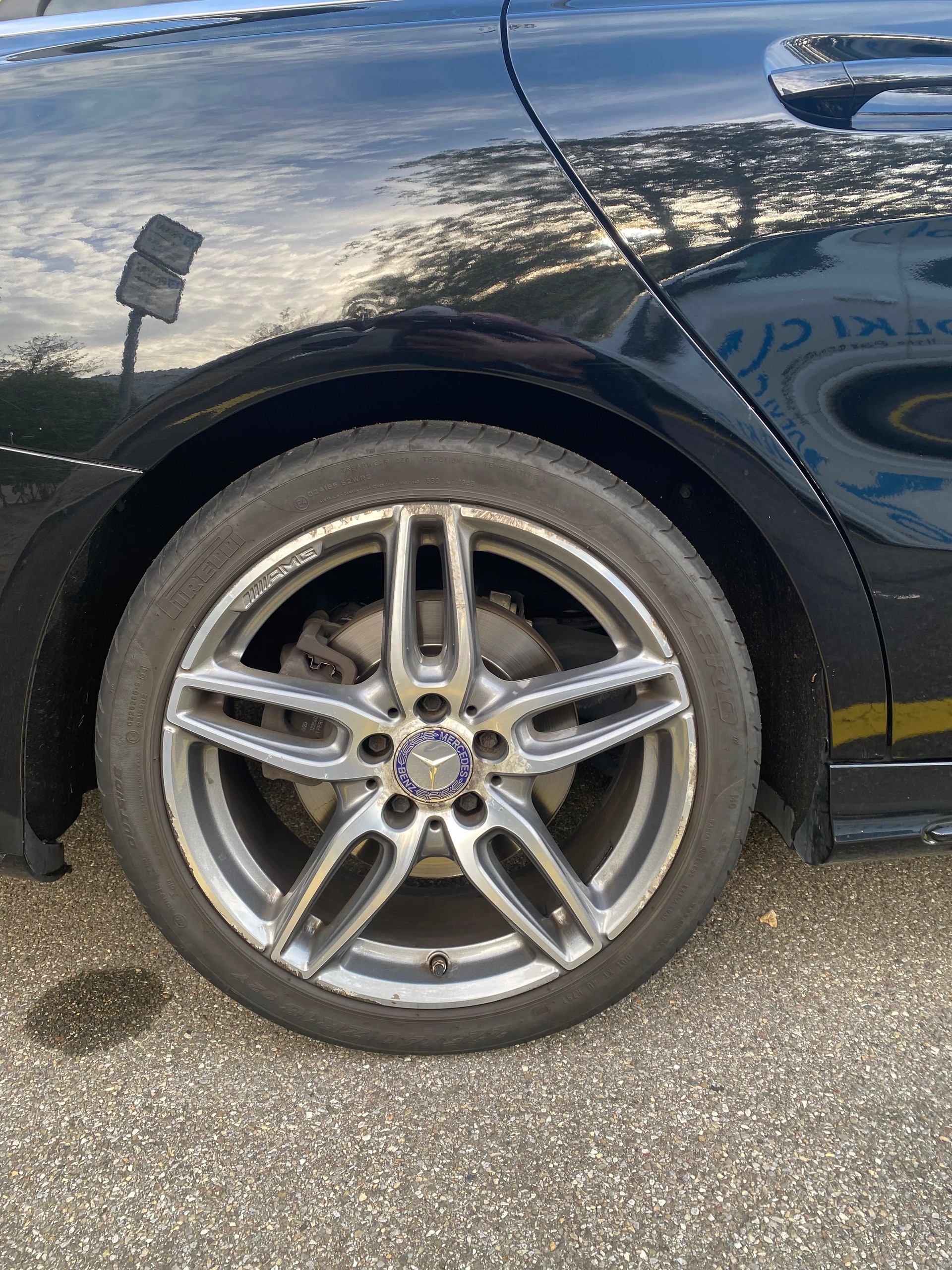 MERCEDES-BENZ CLA 200 d 4 matic-image-8