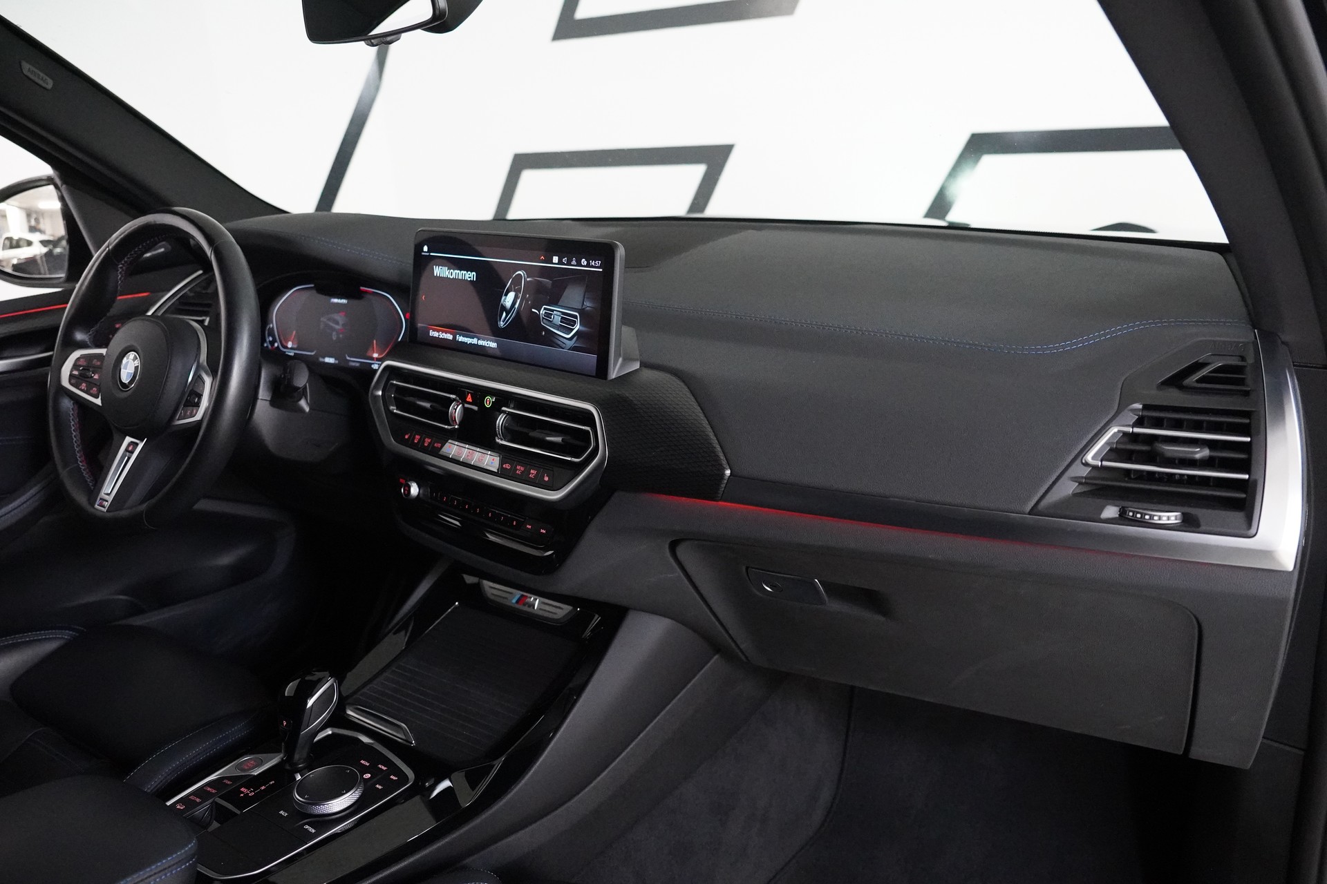 BMW X3 M40i Travel-image-16