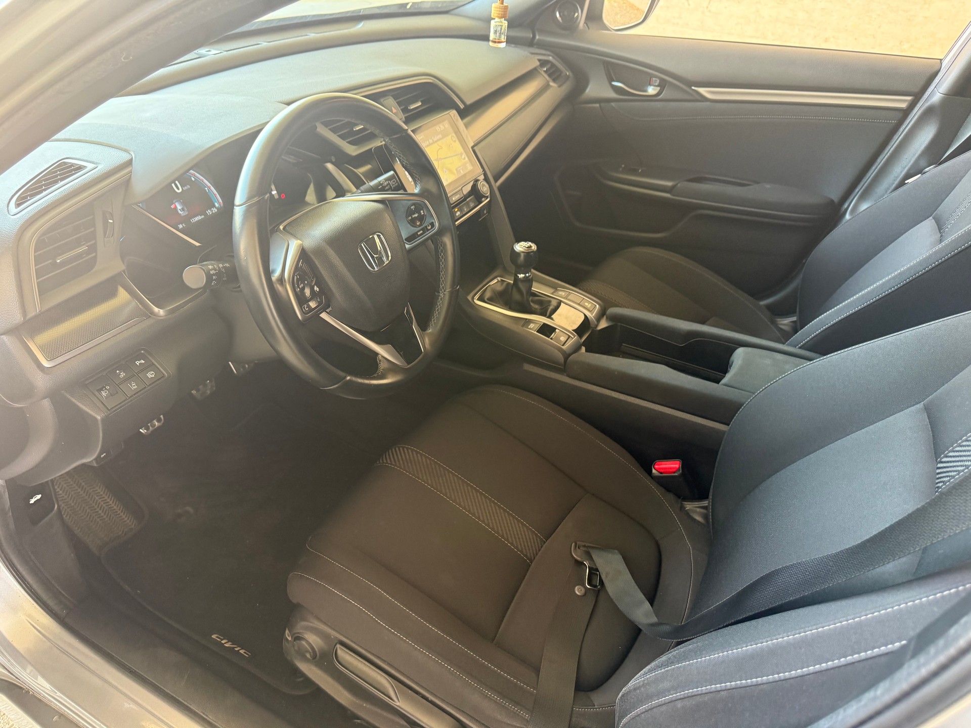 HONDA Civic 1.0 VTEC Comfort-image-11