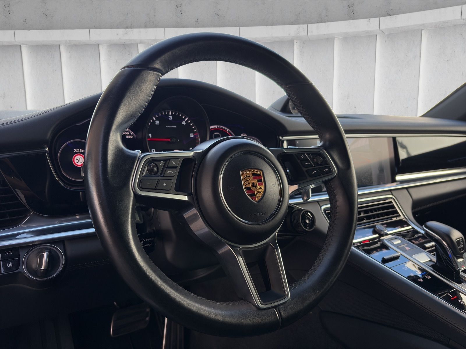 PORSCHE Panamera 4S Diesel PDK-image-10