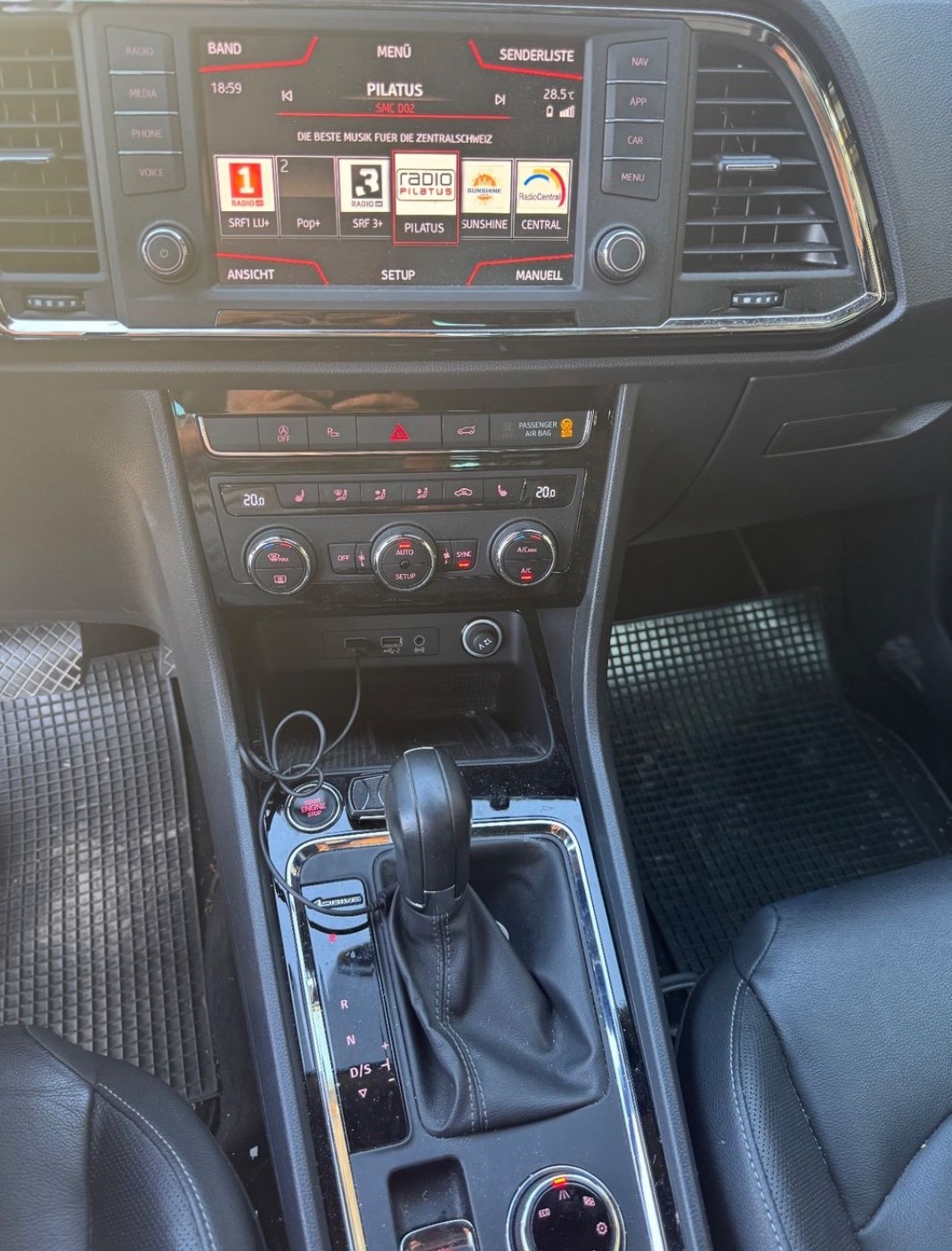 SEAT 2.0 TDI Xcellence 4Drive DSG-image-4